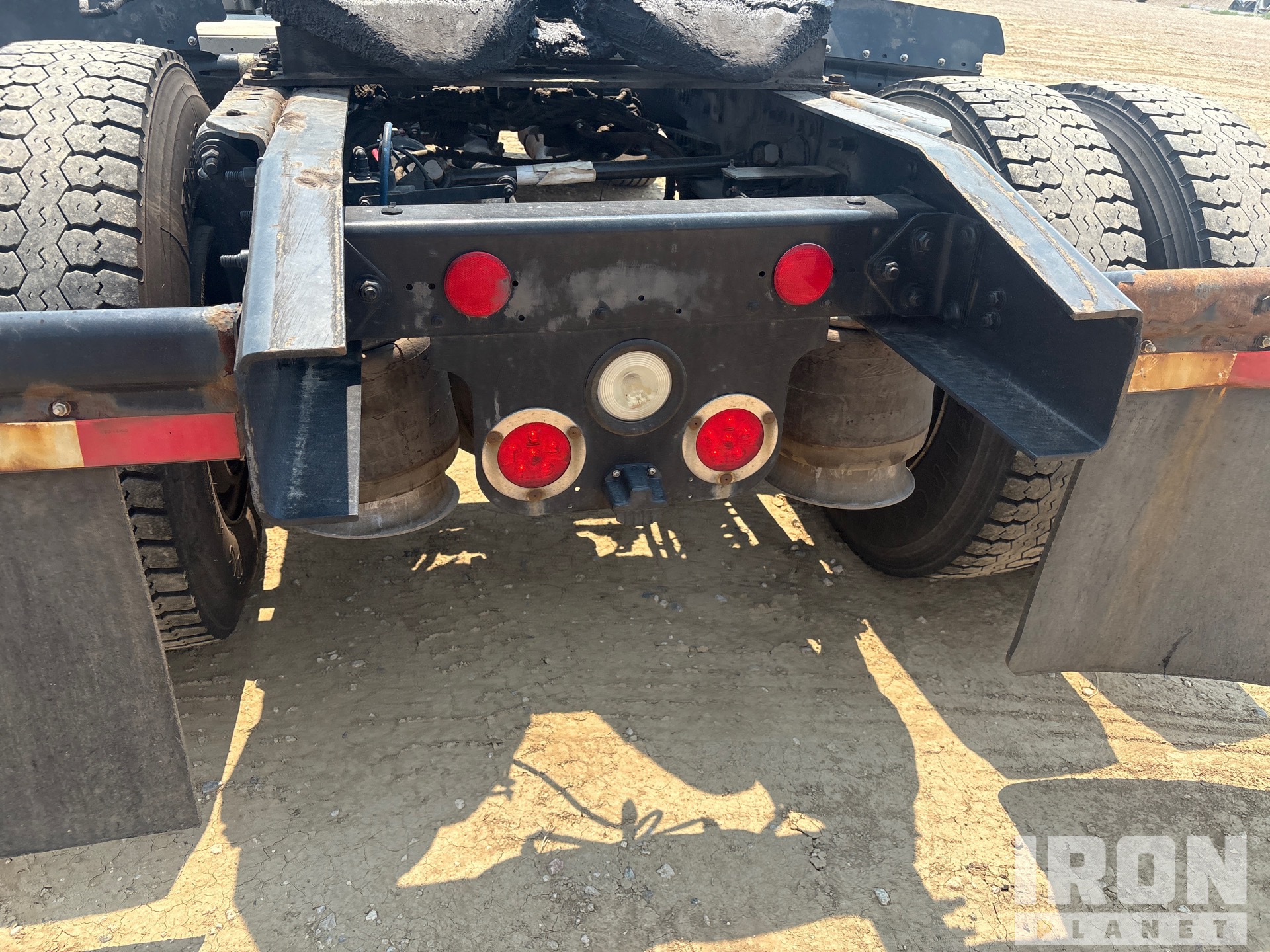 2014 Freightliner M2 106