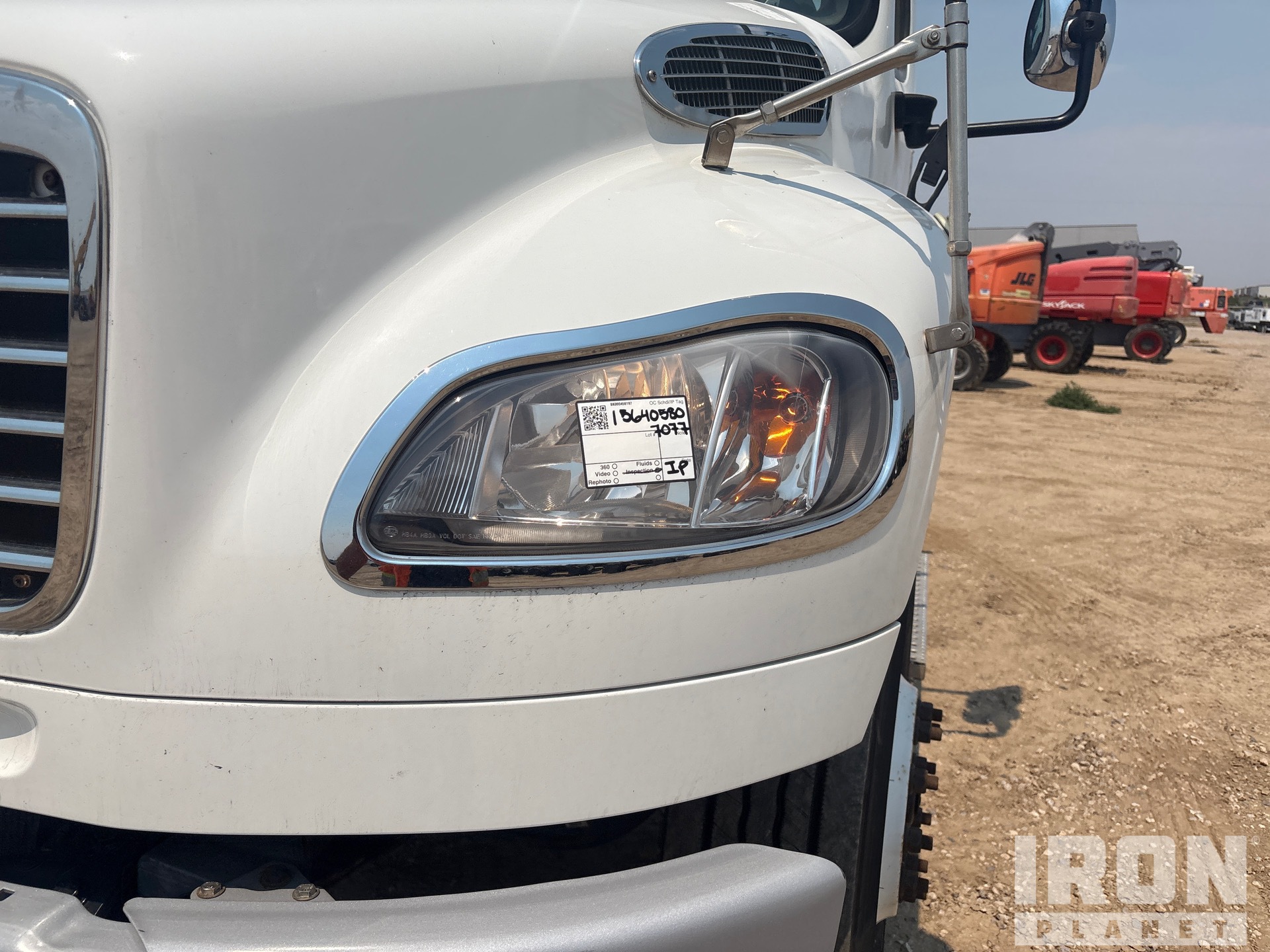 2014 Freightliner M2 106