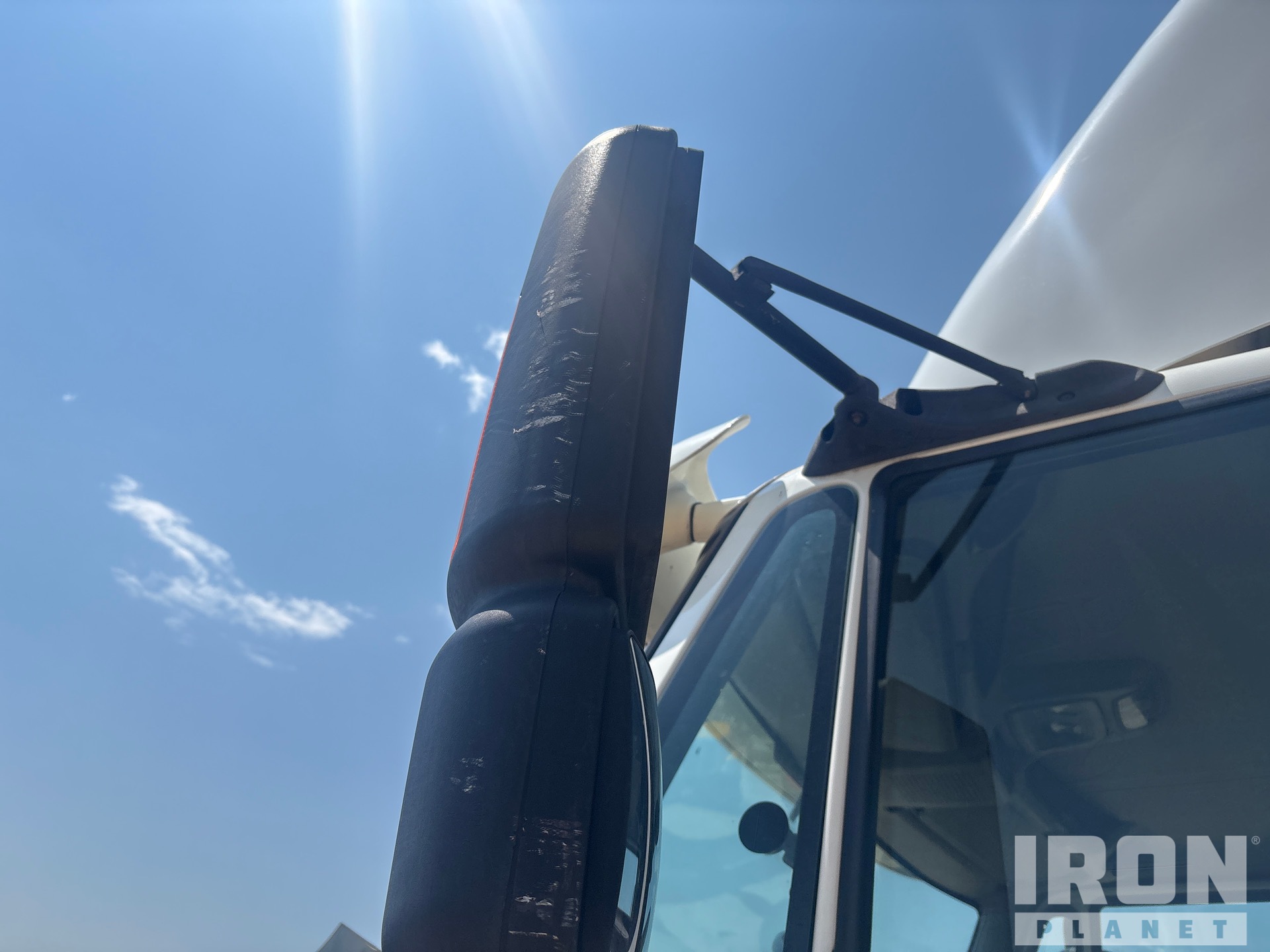 2009 International 8600