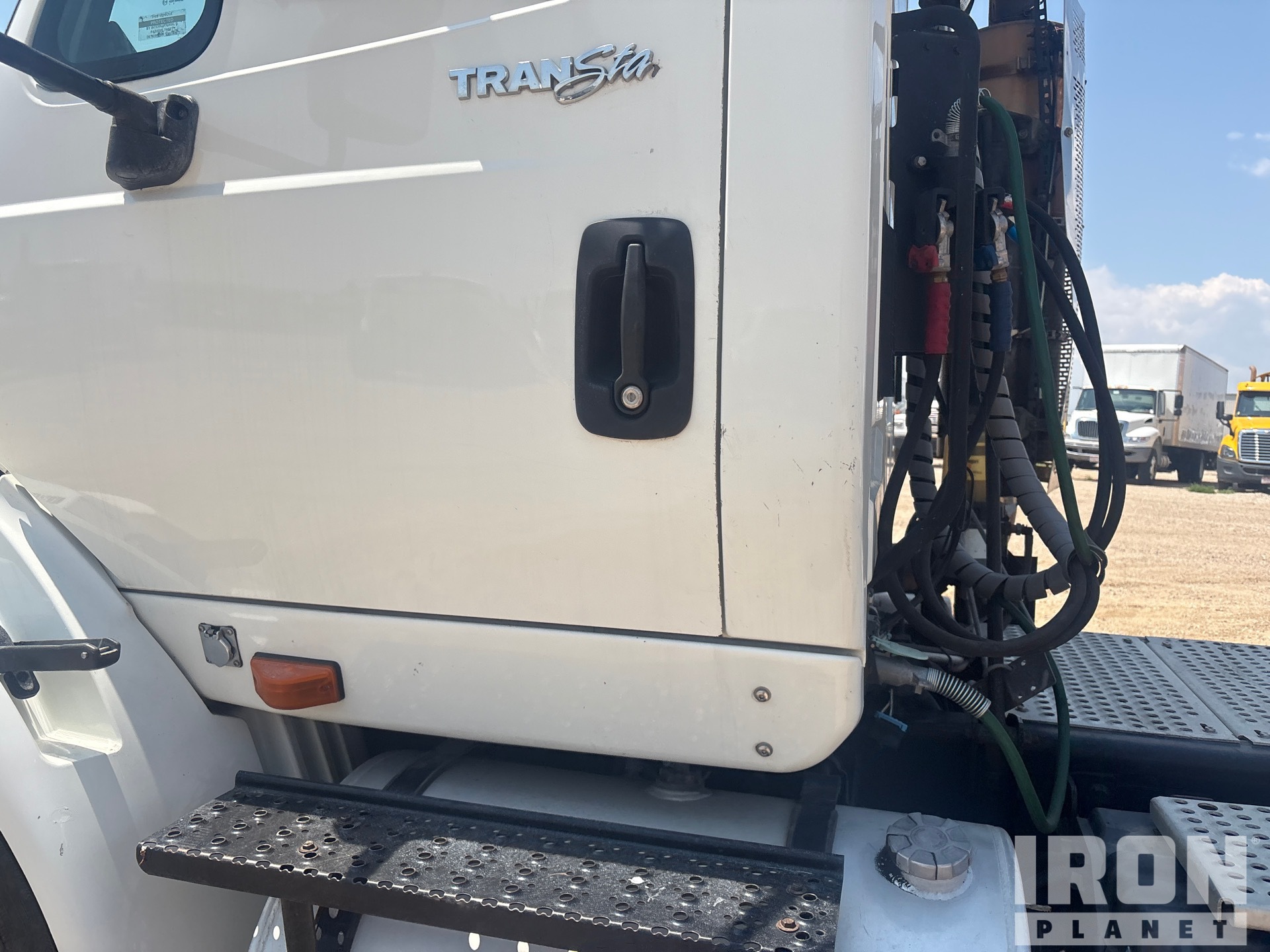 2009 International 8600