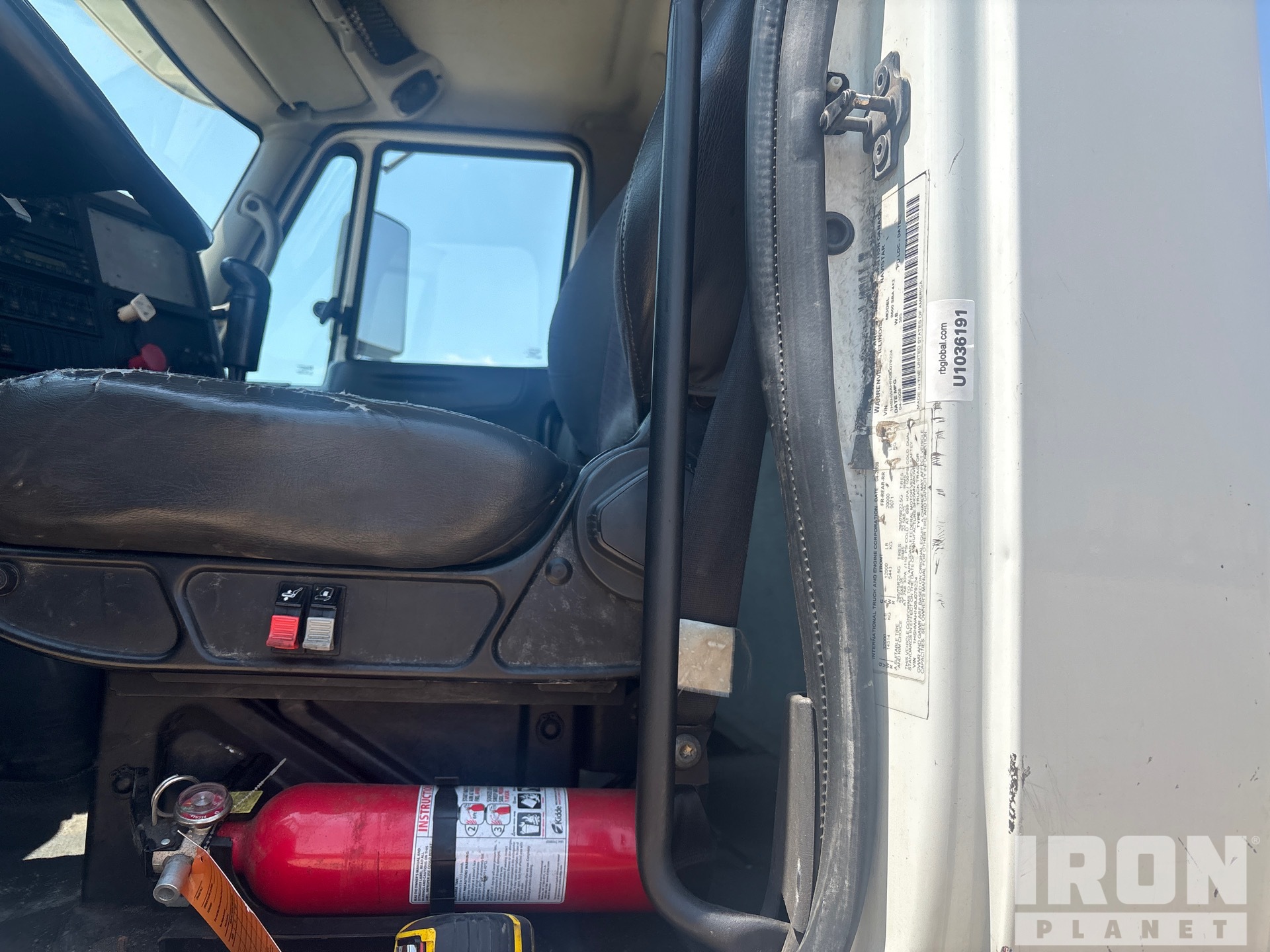 2009 International 8600