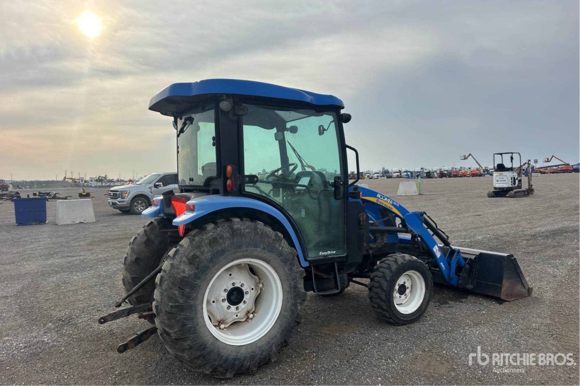 2009 New Holland 3045