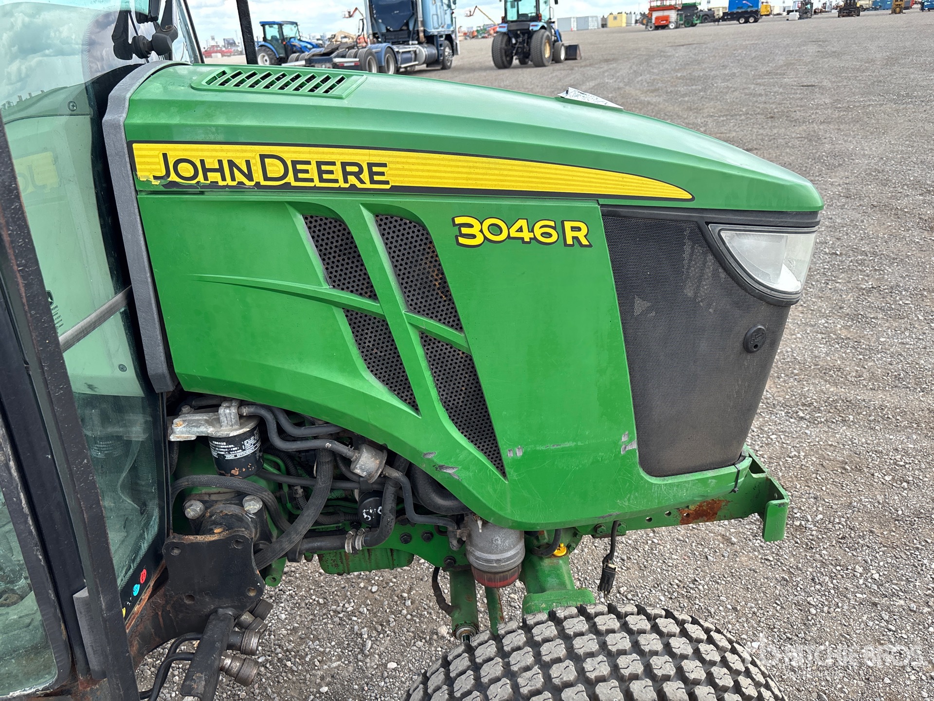 2018 John Deere 3046R