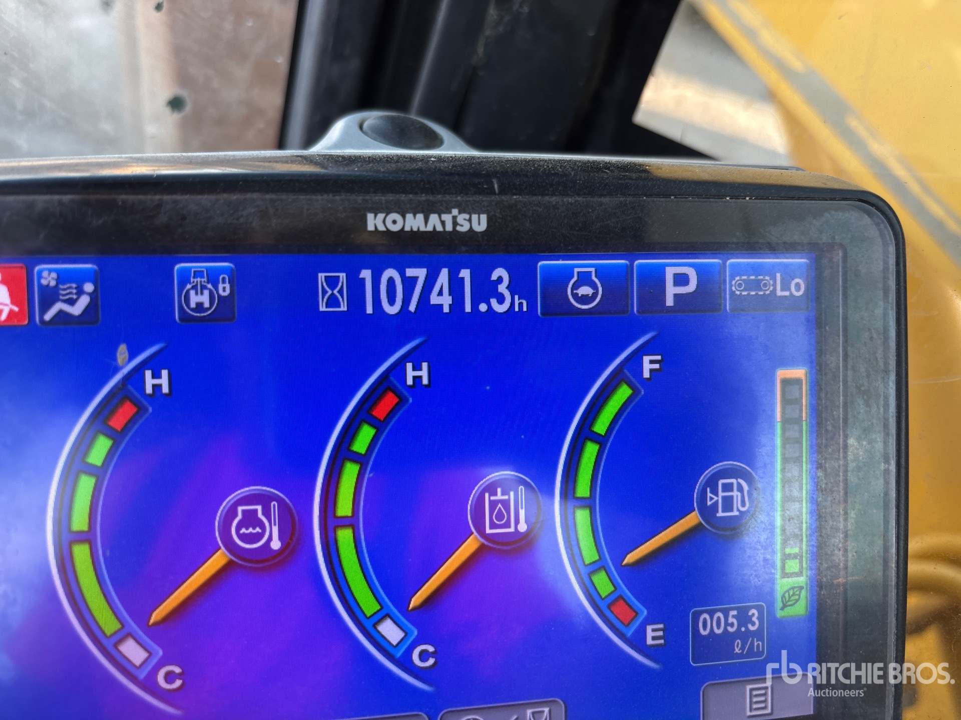 2017 Komatsu PC228USLC-10