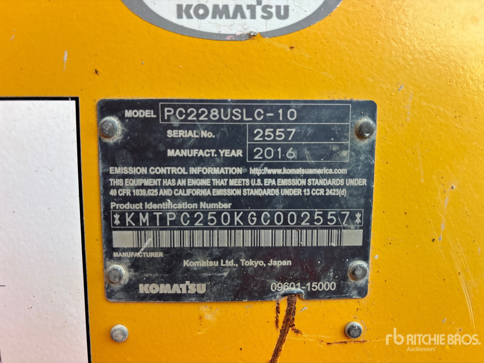 2017 Komatsu PC228USLC-10