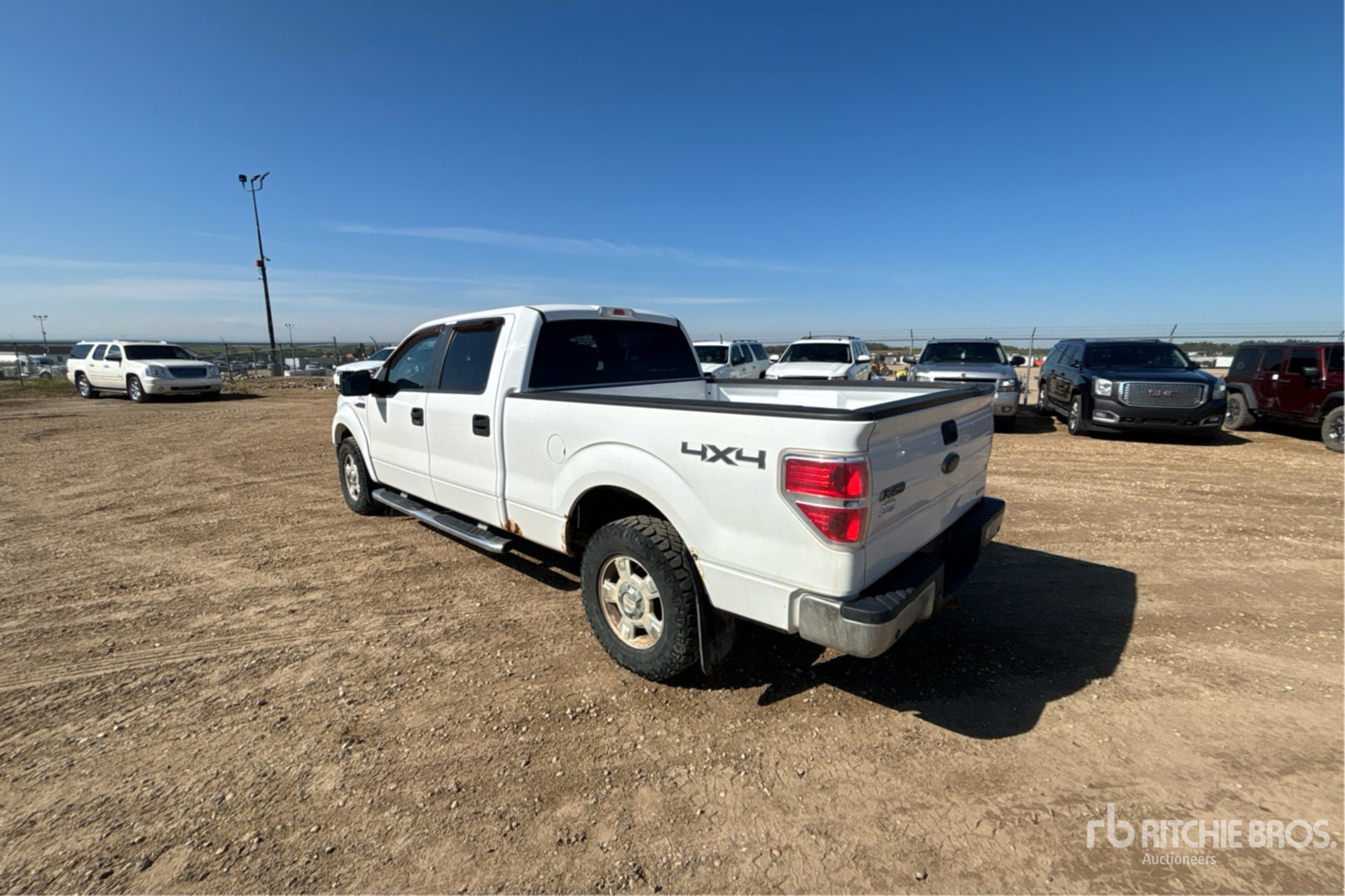 General Appearance with Picture, Left Rear Corner