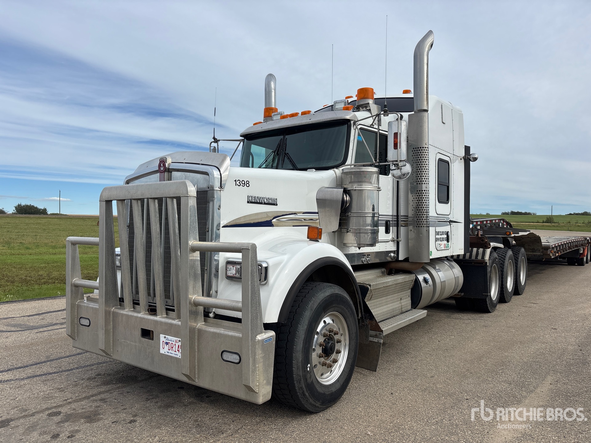 2020 Kenworth W900