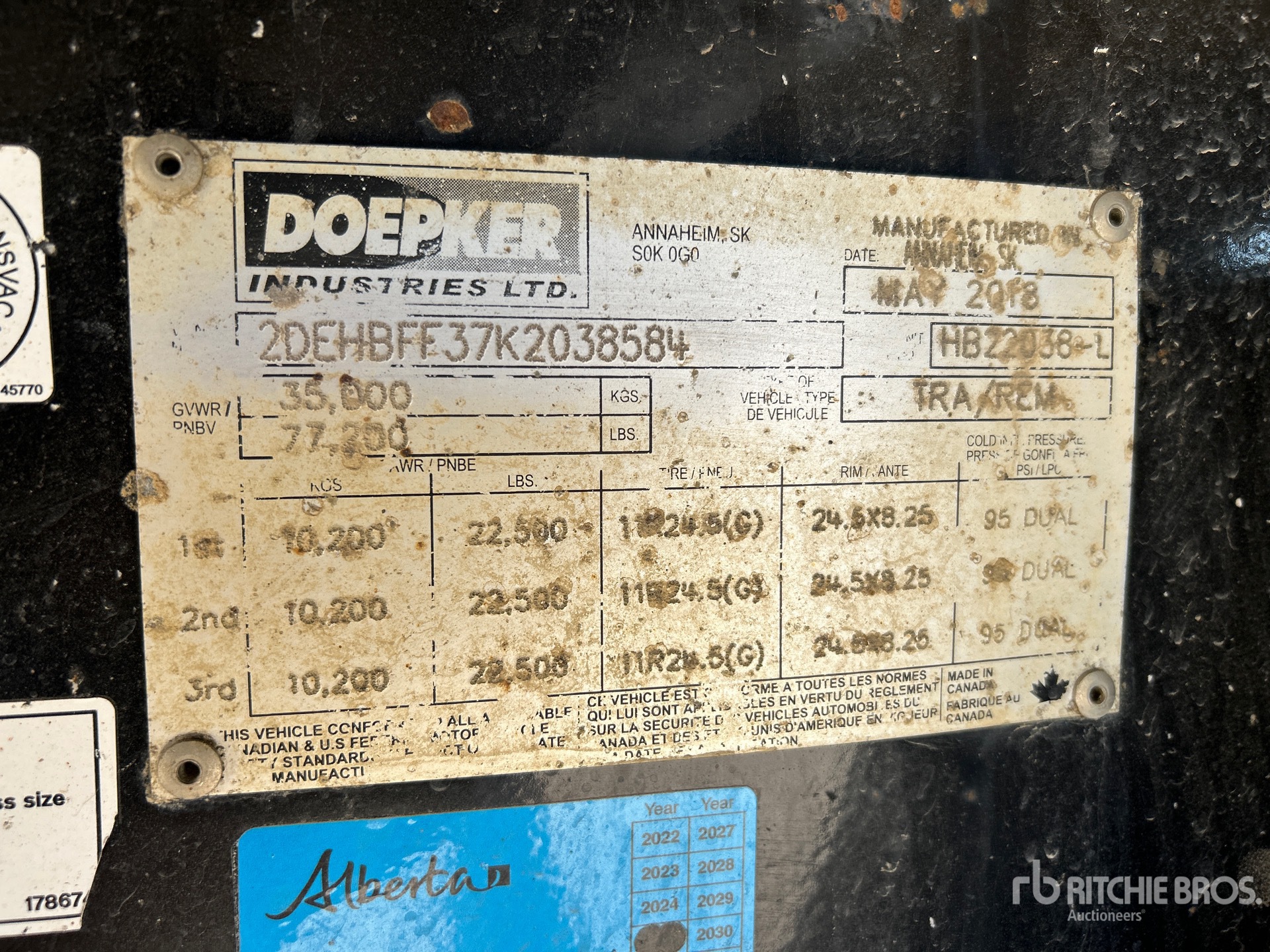 2019 Doepker 32 ft Super B-Train Lead