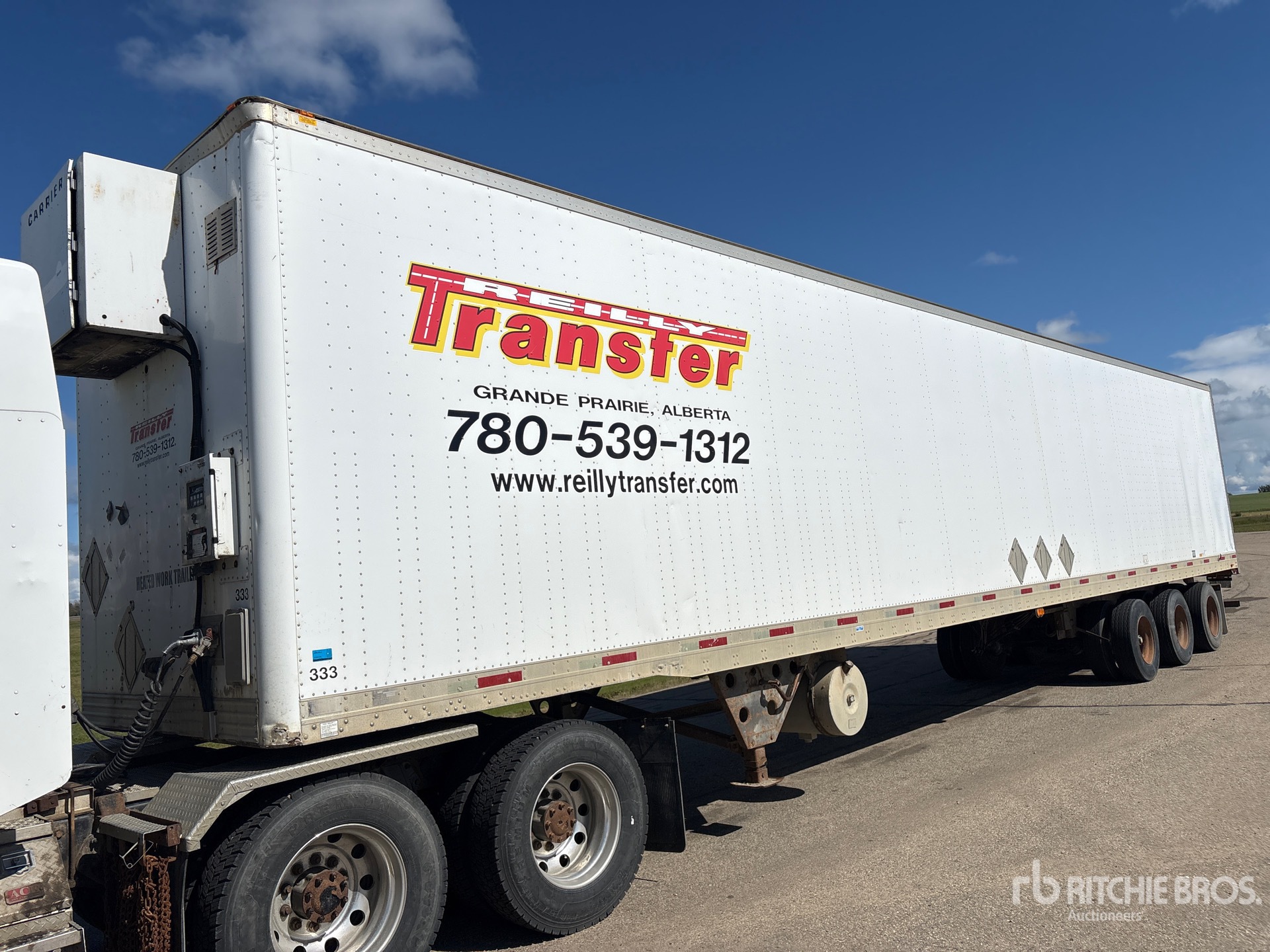 2006 Utility 53 ft x 102 in Sliding Tri/A Heated