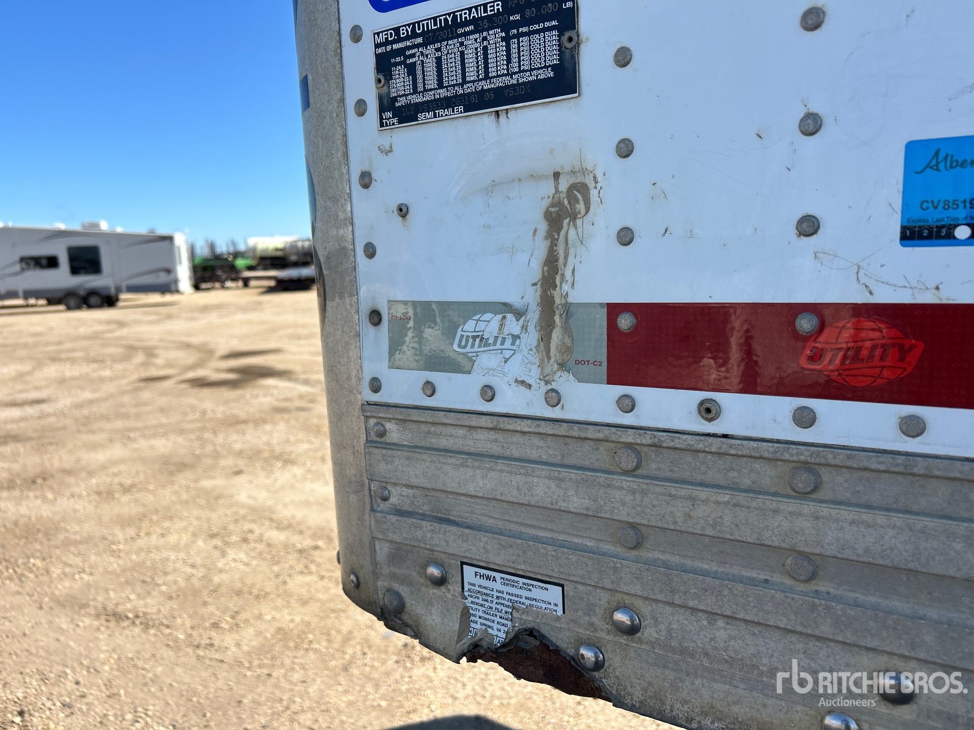2012 Utility 53 ft x 102 in Tri/A Heated