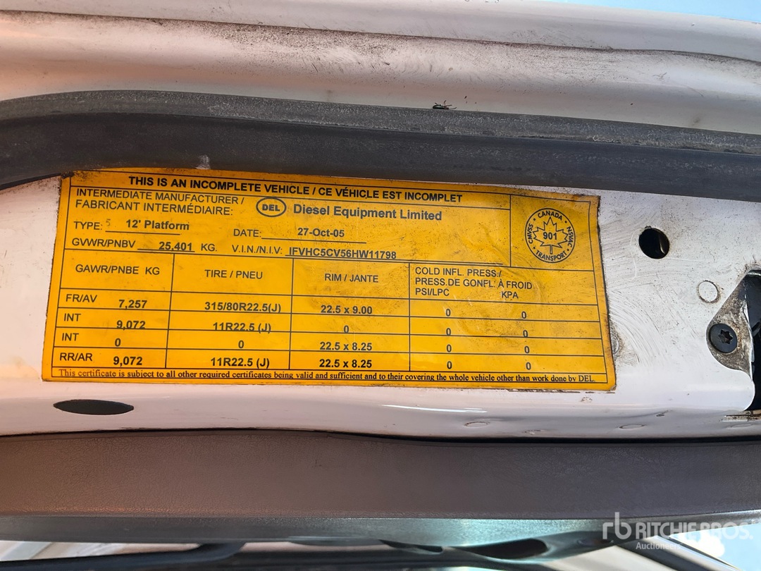 2006 Freightliner M2 112