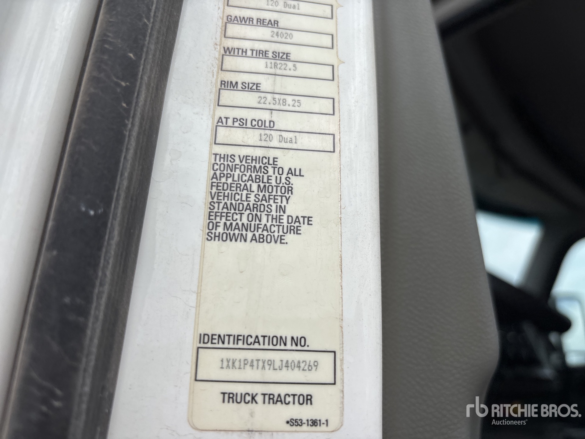 2020 Kenworth W990