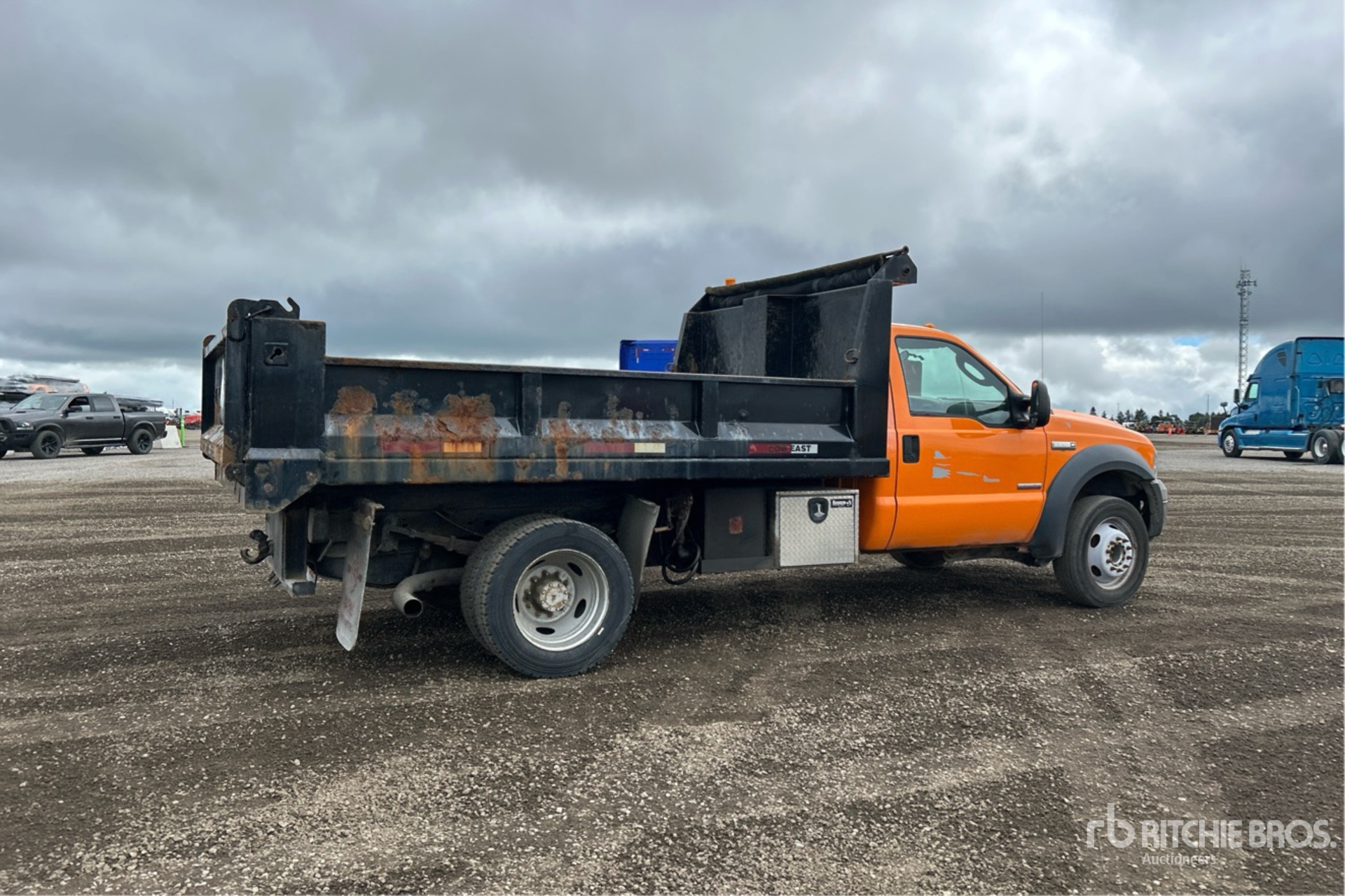 2005 Ford F-550