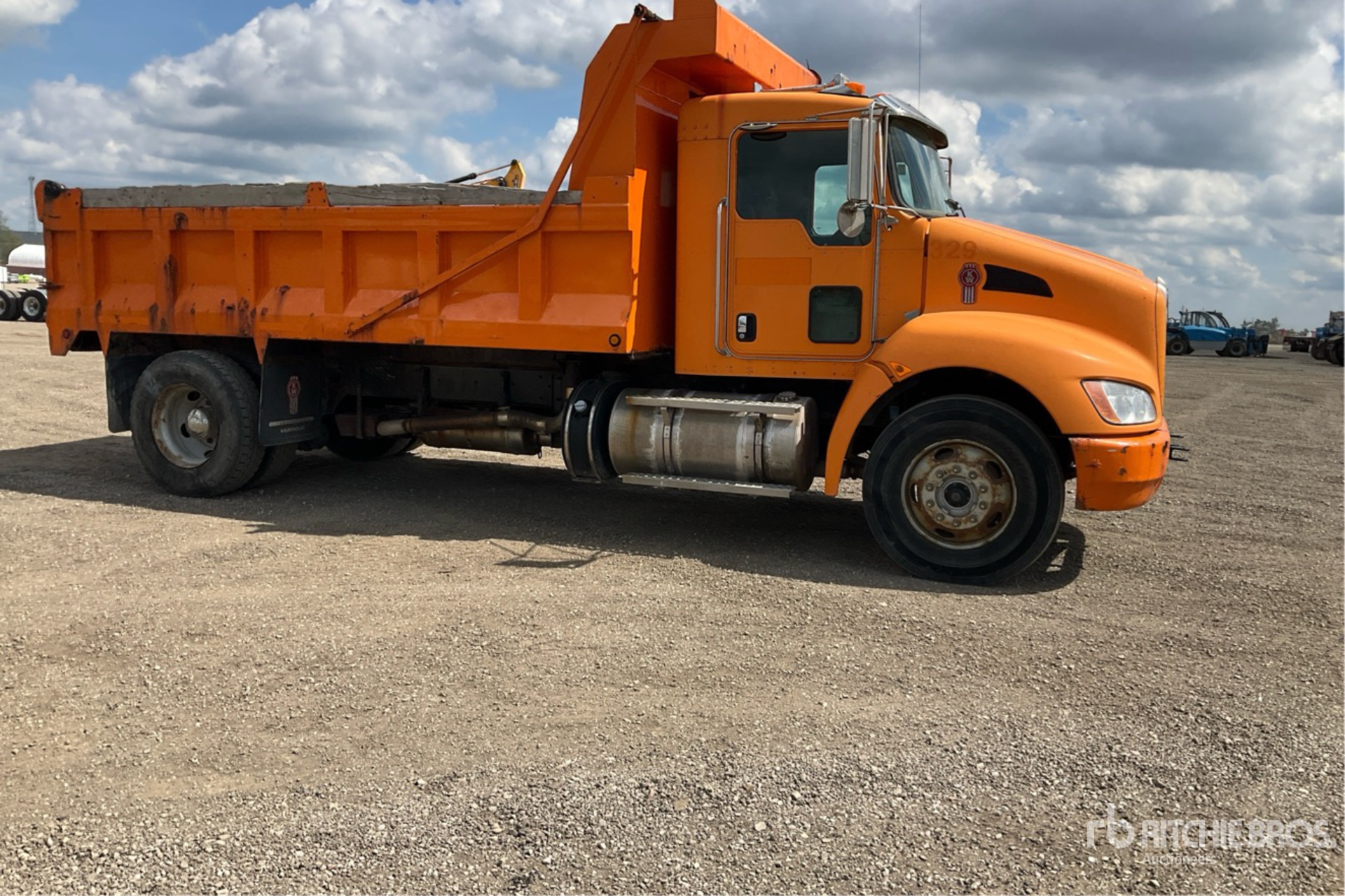 2012 Kenworth T370