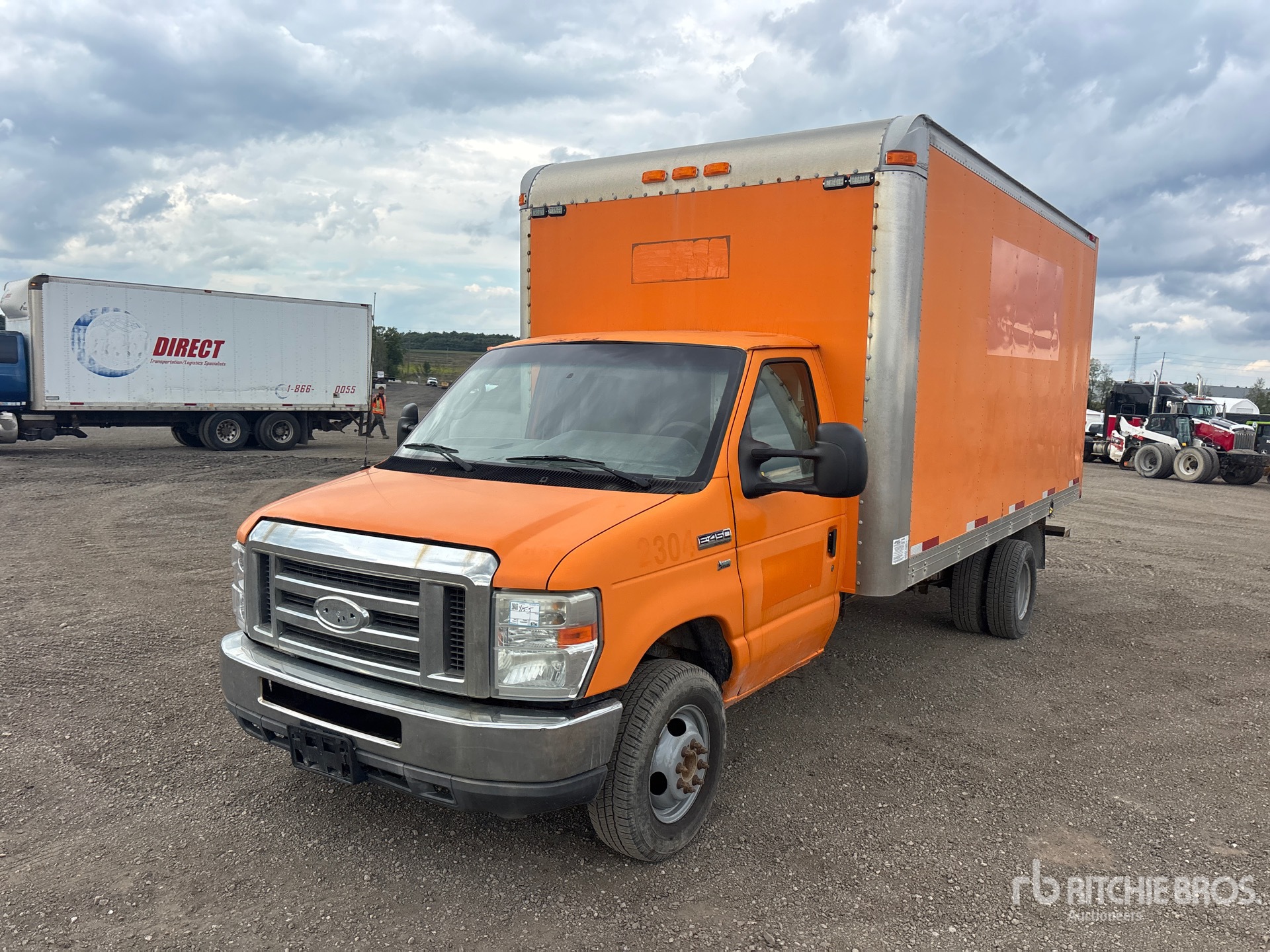 2013 Ford E-450