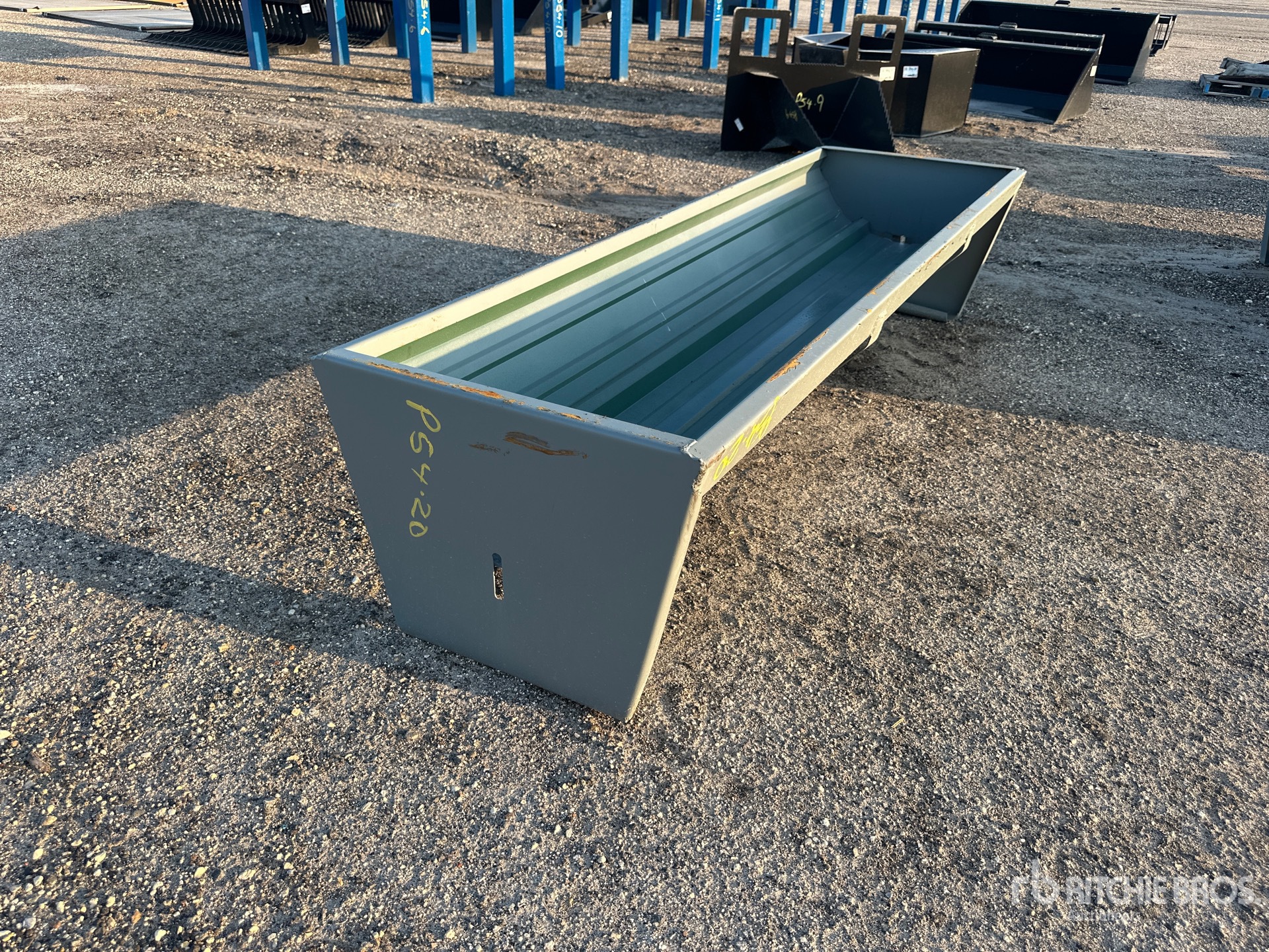 General Appearance with Image, coin avant gauche