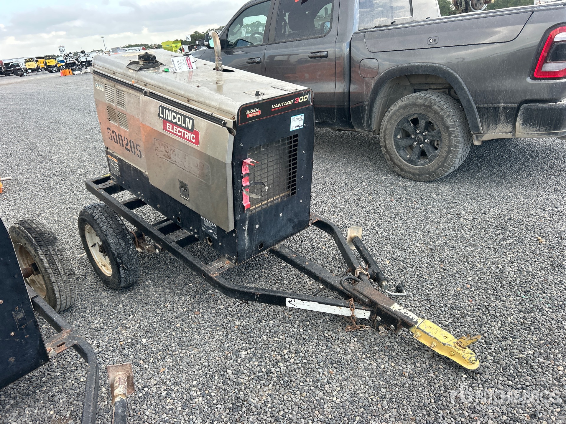 General Appearance with Picture, Right Front Corner