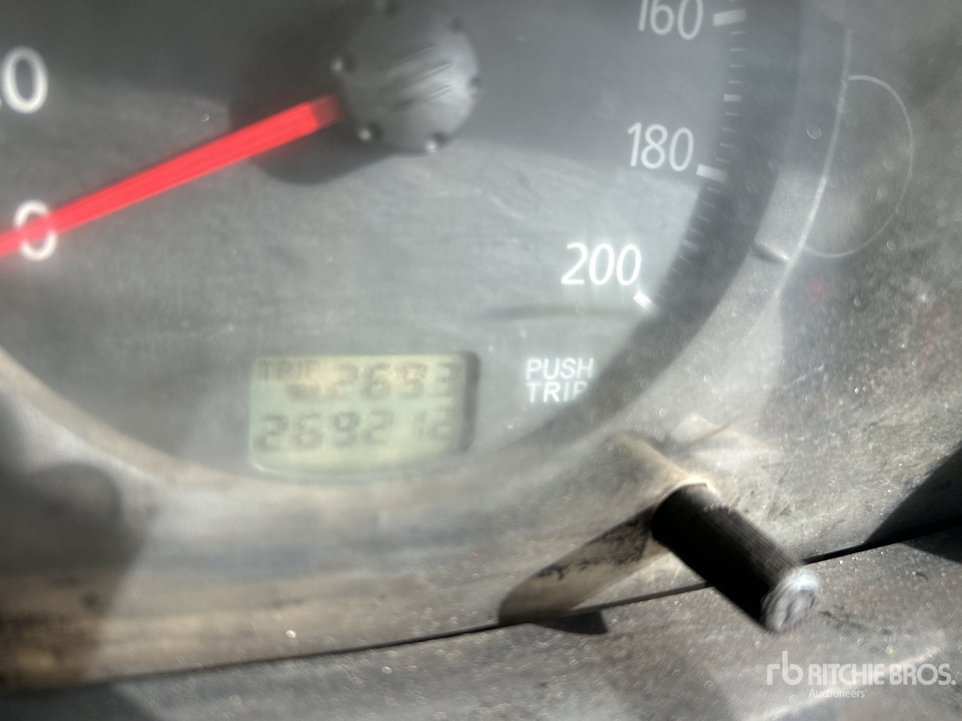 2011 Mitsubishi TRITON