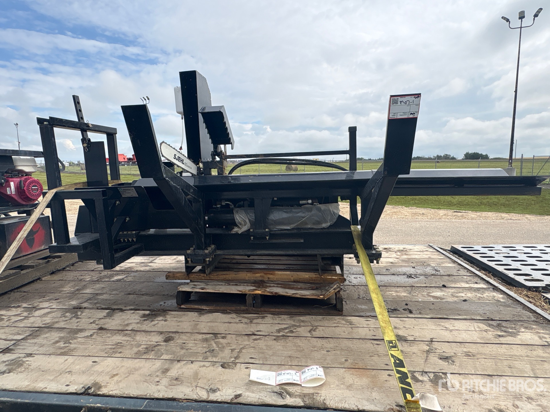 2022 AGT BRT30TSS-CY