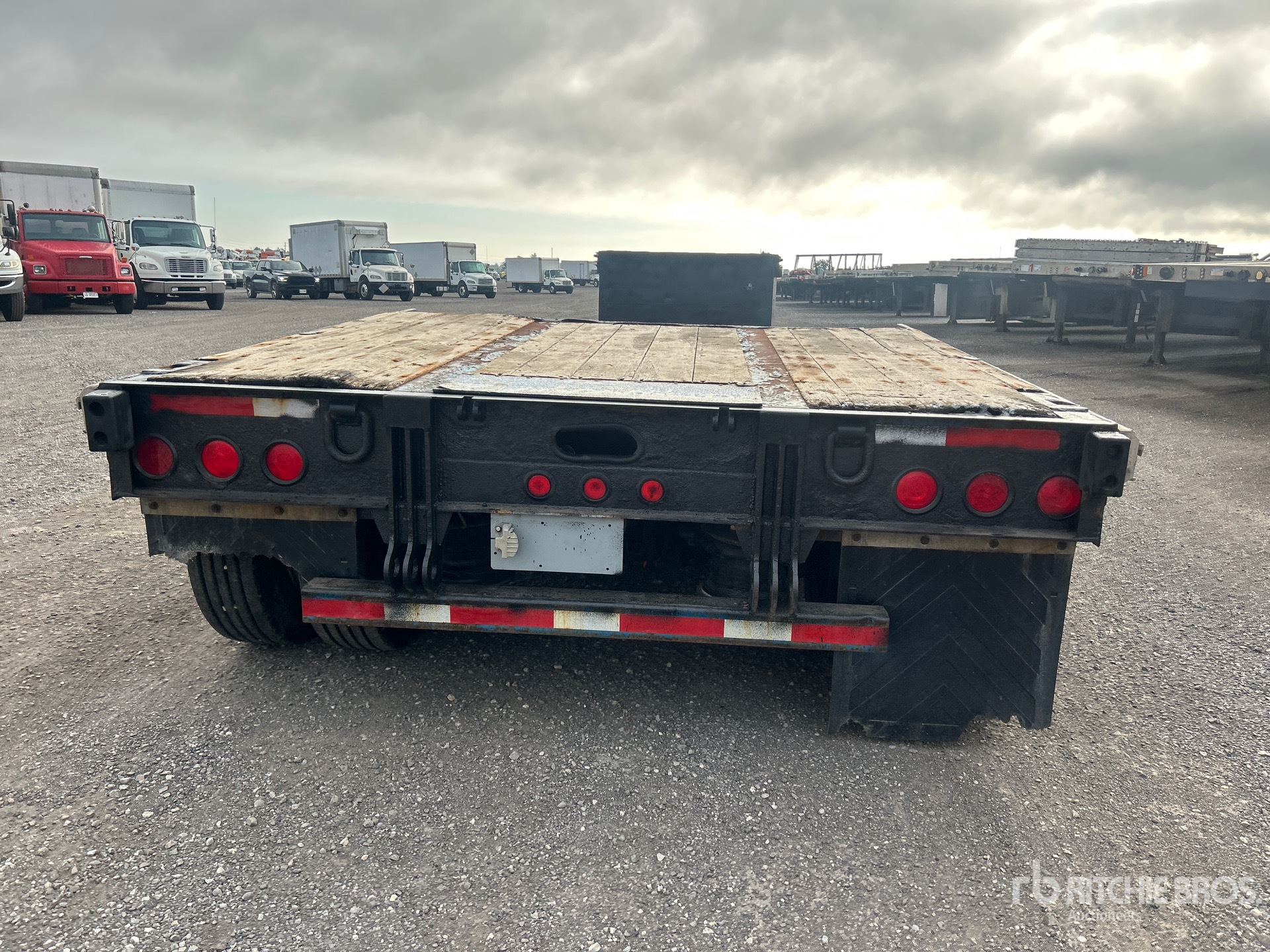 2002 Trail King 48 ft T/A Double Drop