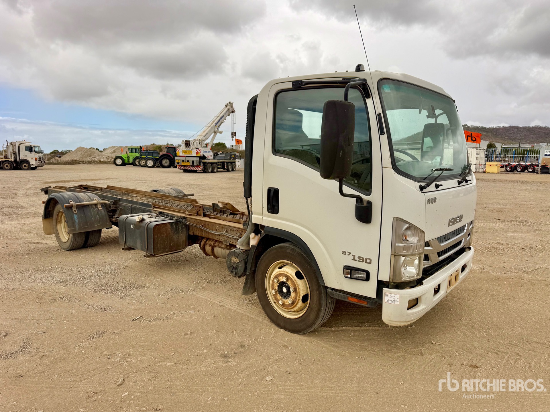 Photo of 2015 Isuzu NQR