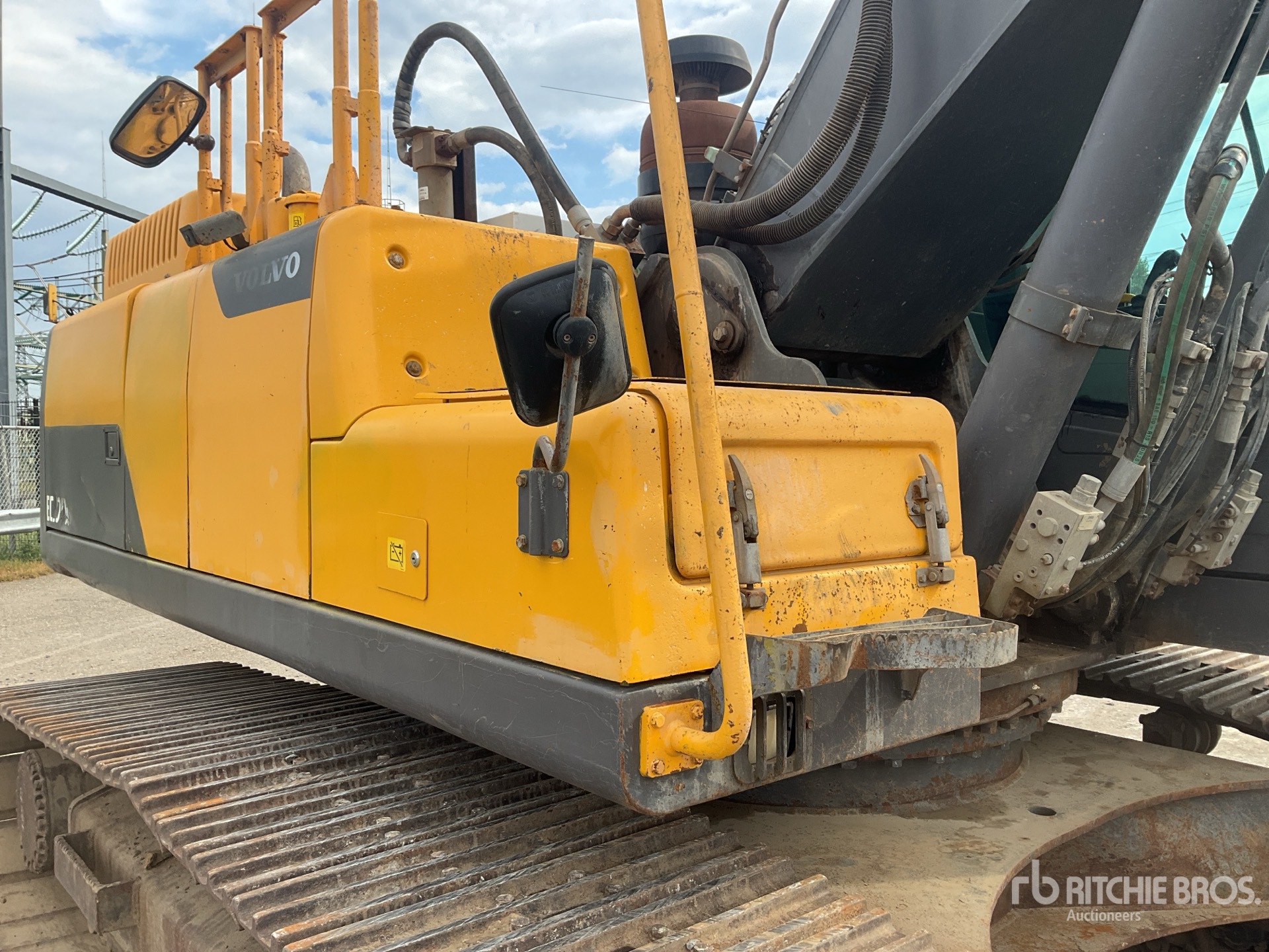 2018 Volvo EC300DL