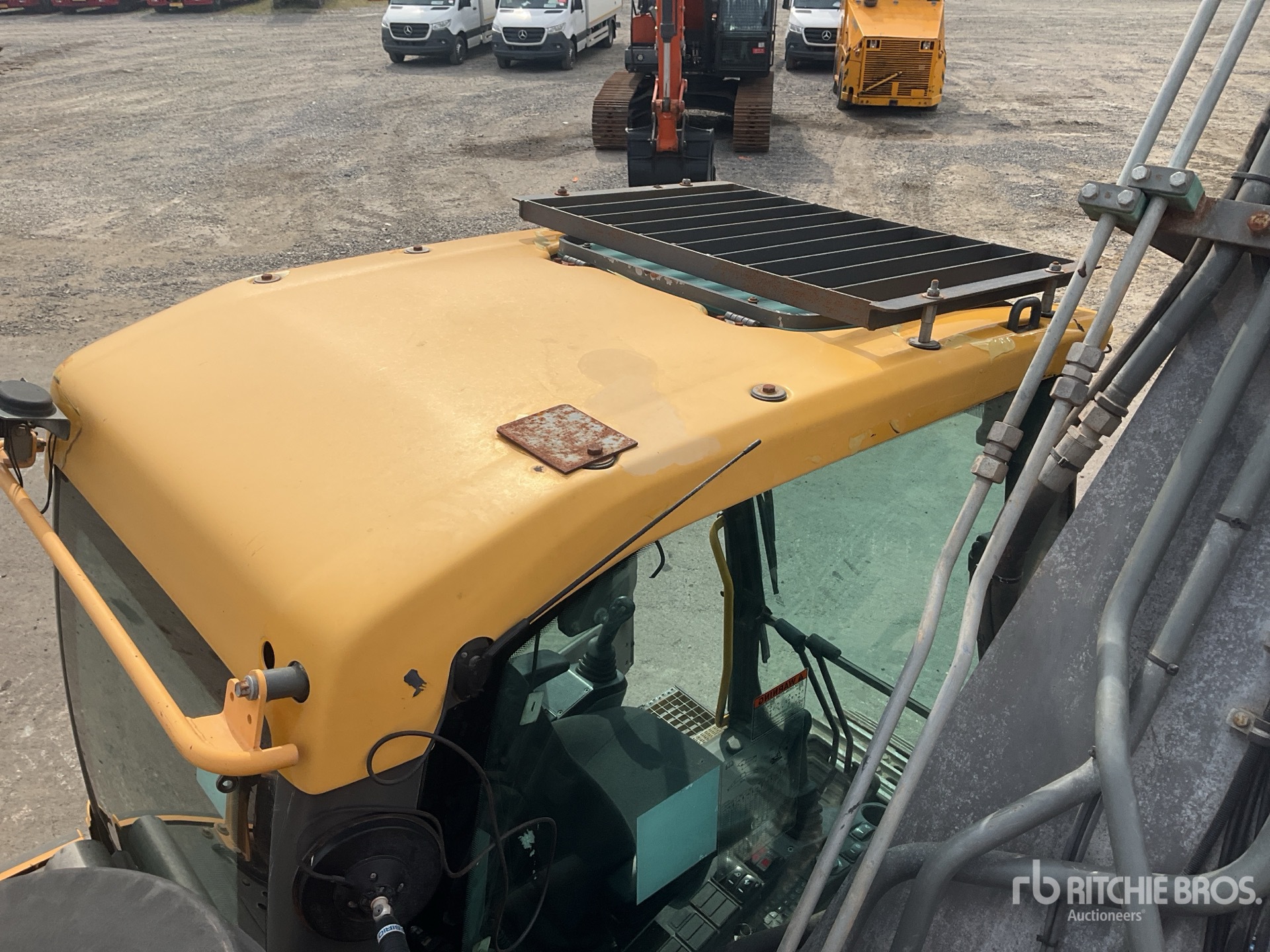 2018 Volvo EC300DL