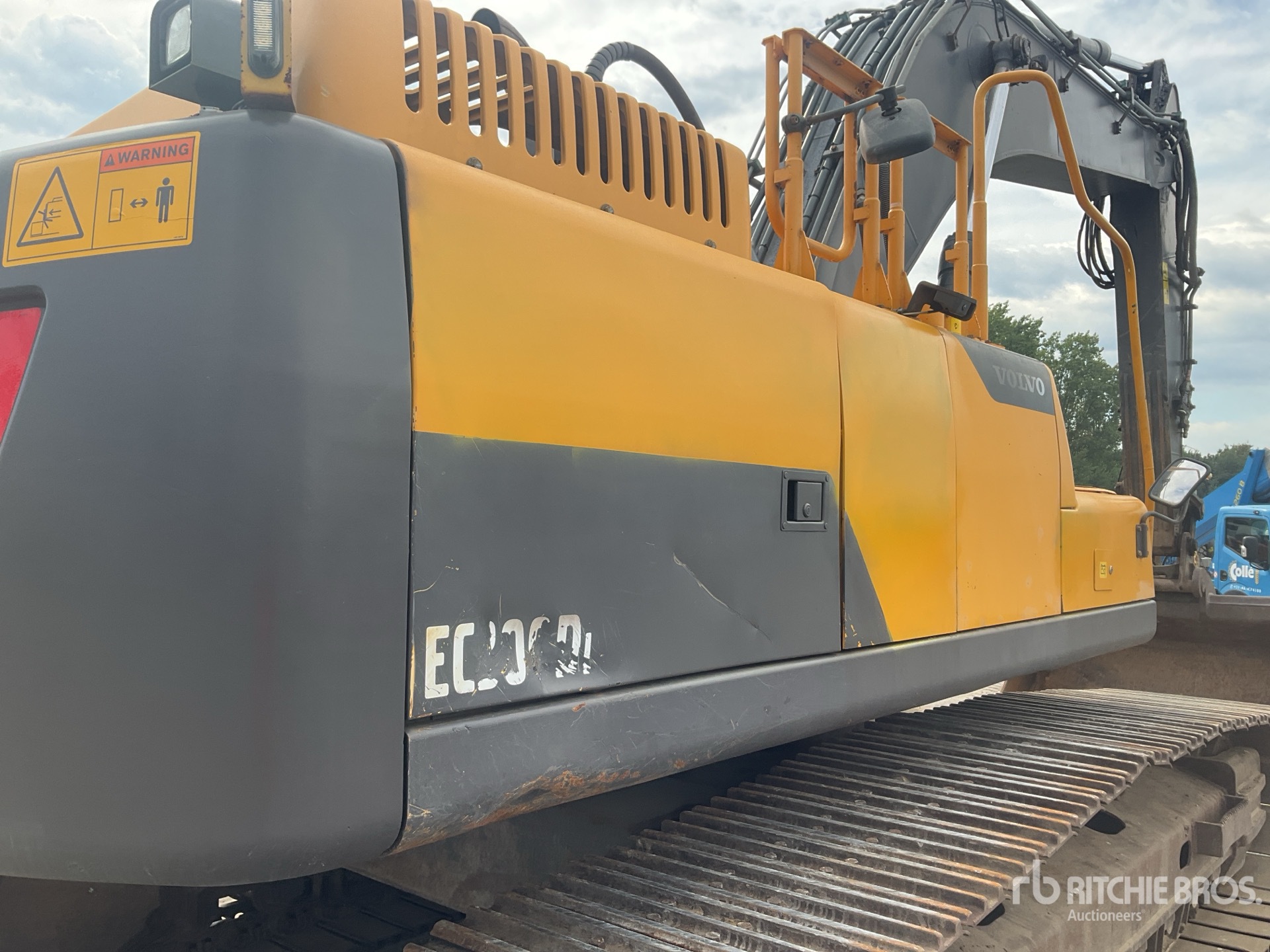 2018 Volvo EC300DL