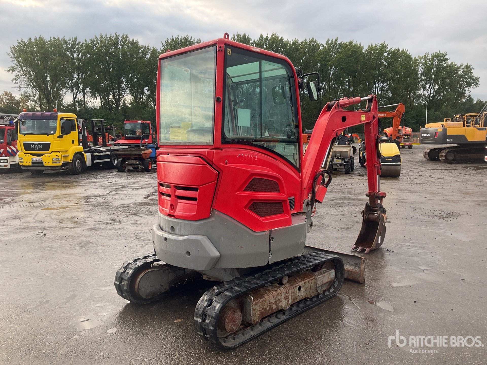 2015 Volvo ECR25D