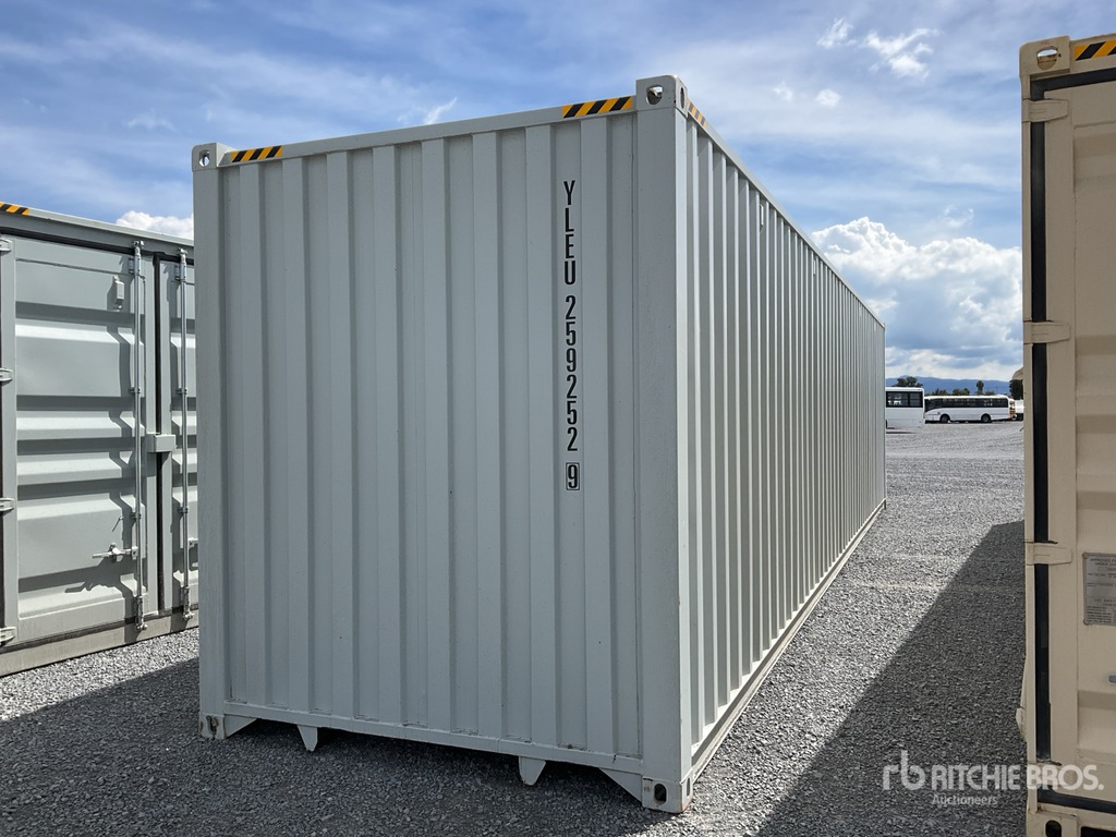 General Appearance with Bild, Ecke hinten links
