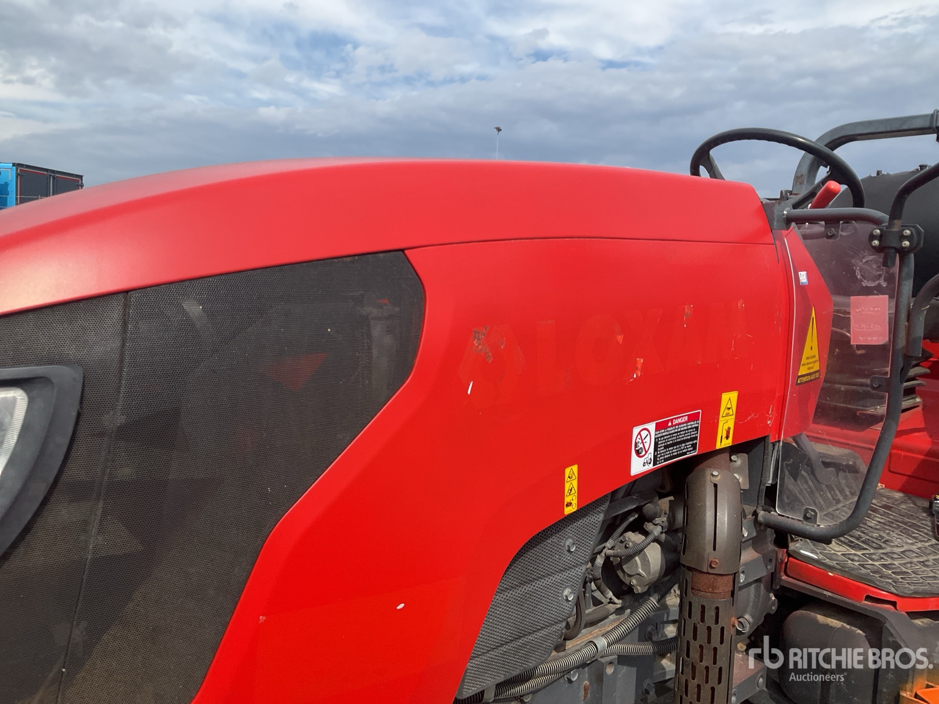 Kubota M9540