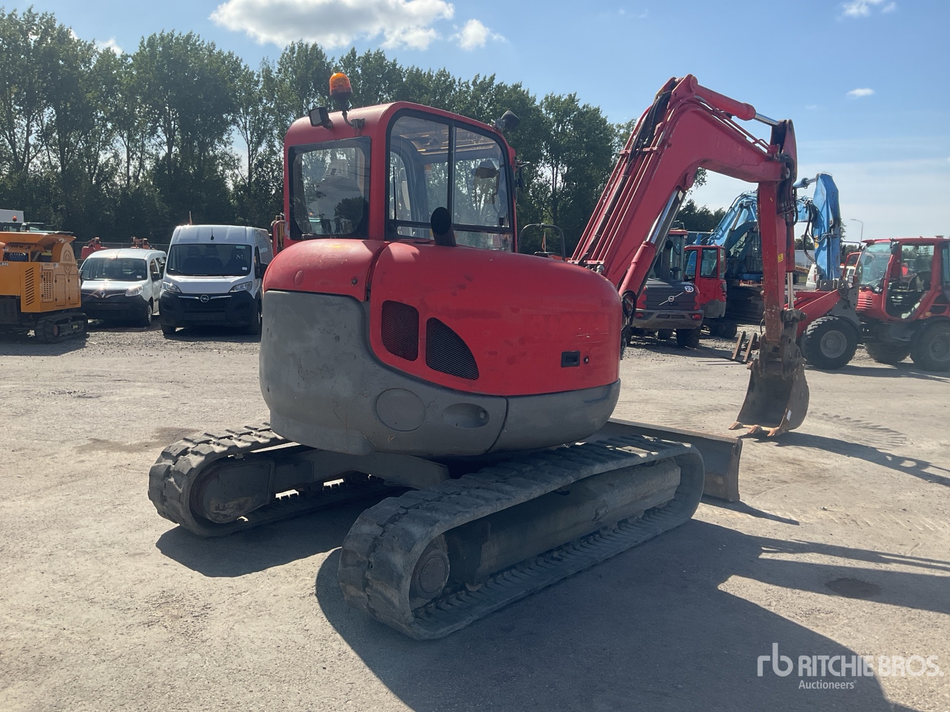General Appearance with Picture, Right Rear Corner