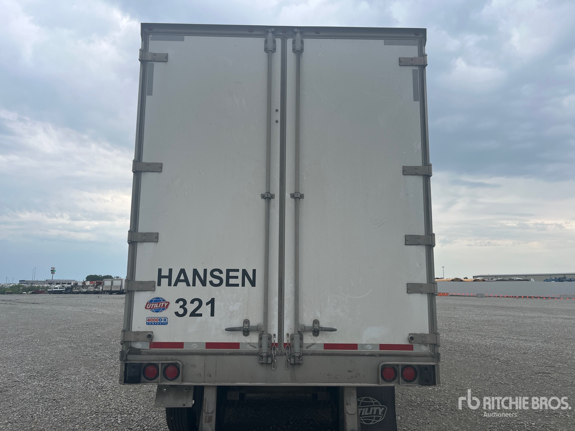 2023 Utility 53 ft x 102 in T/A