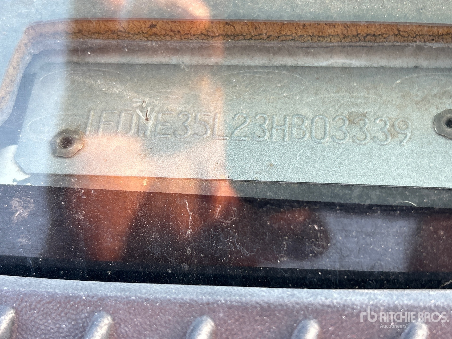 2003 Ford E-350