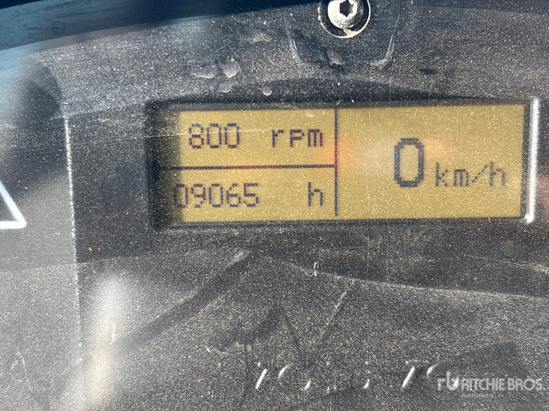 2003 Volvo G720B