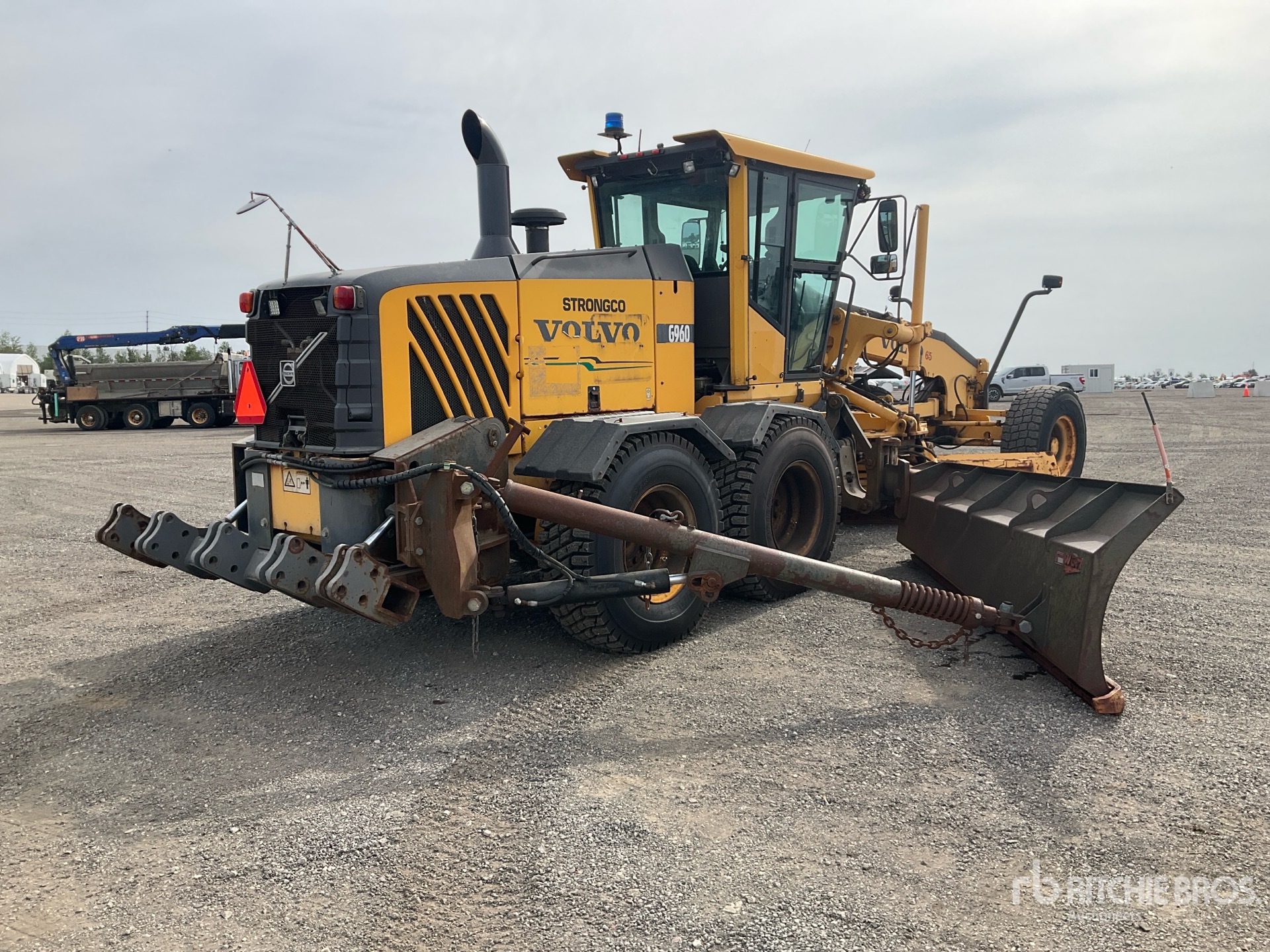 2010 Volvo G960