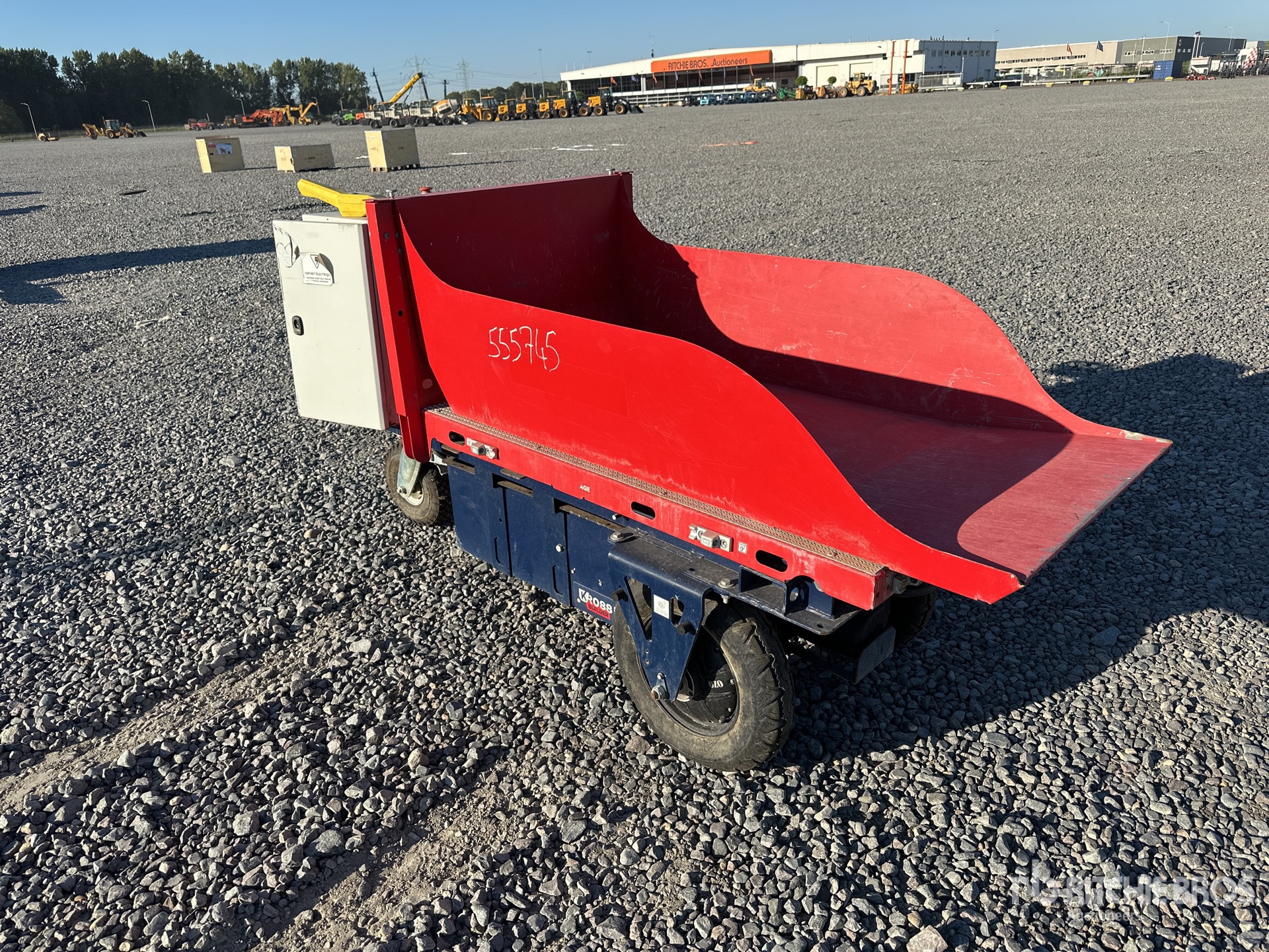 General Appearance with Picture, Right Front Corner