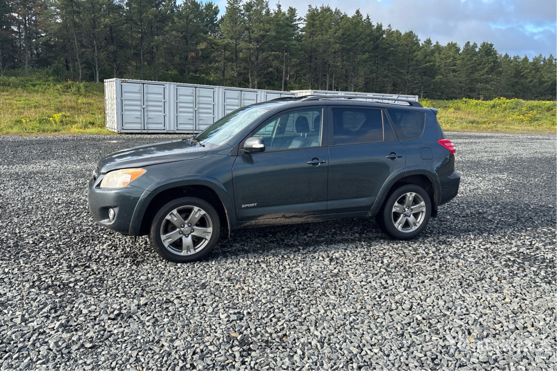 General Appearance with Picture, Left Front Corner