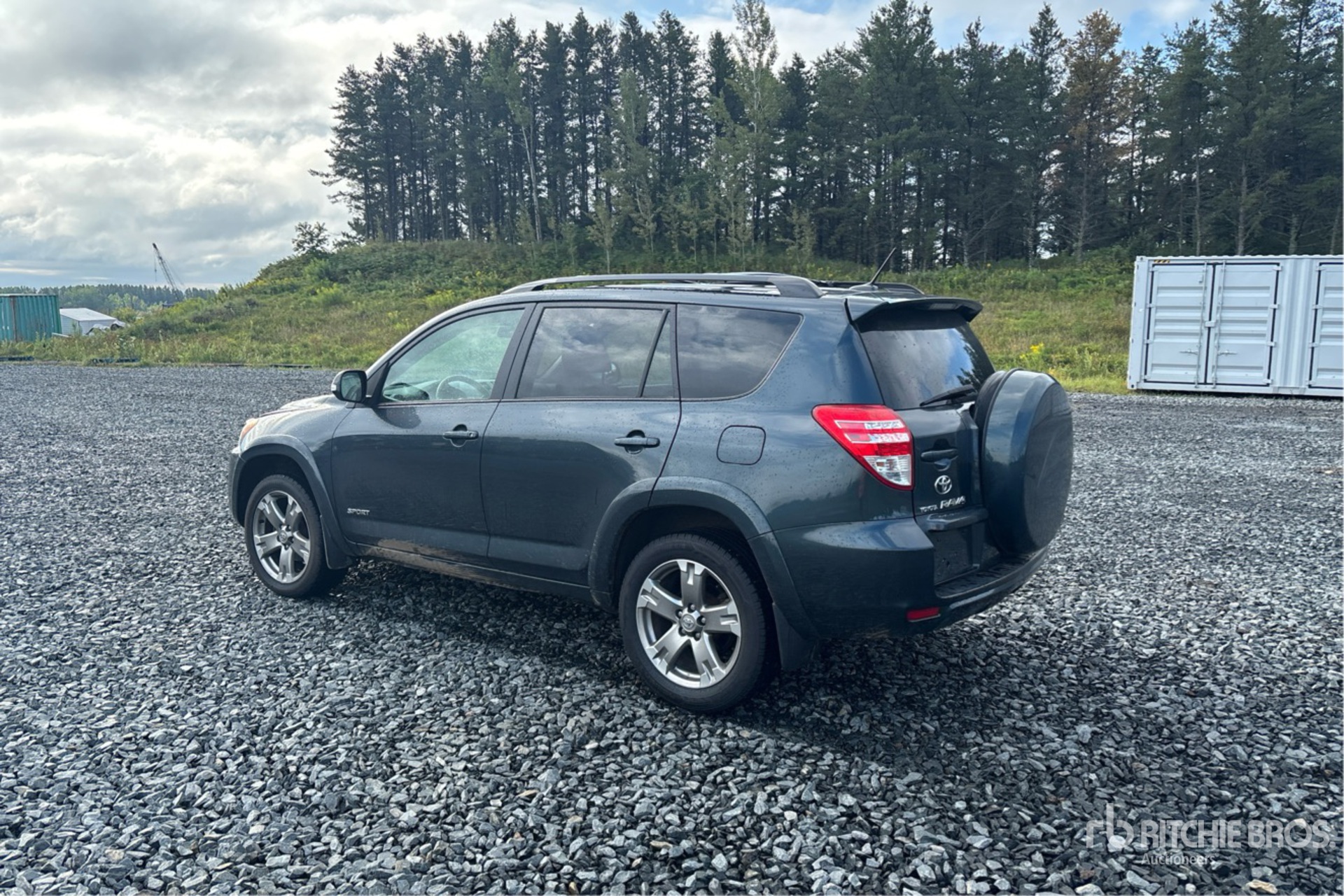 General Appearance with Picture, Left Rear Corner