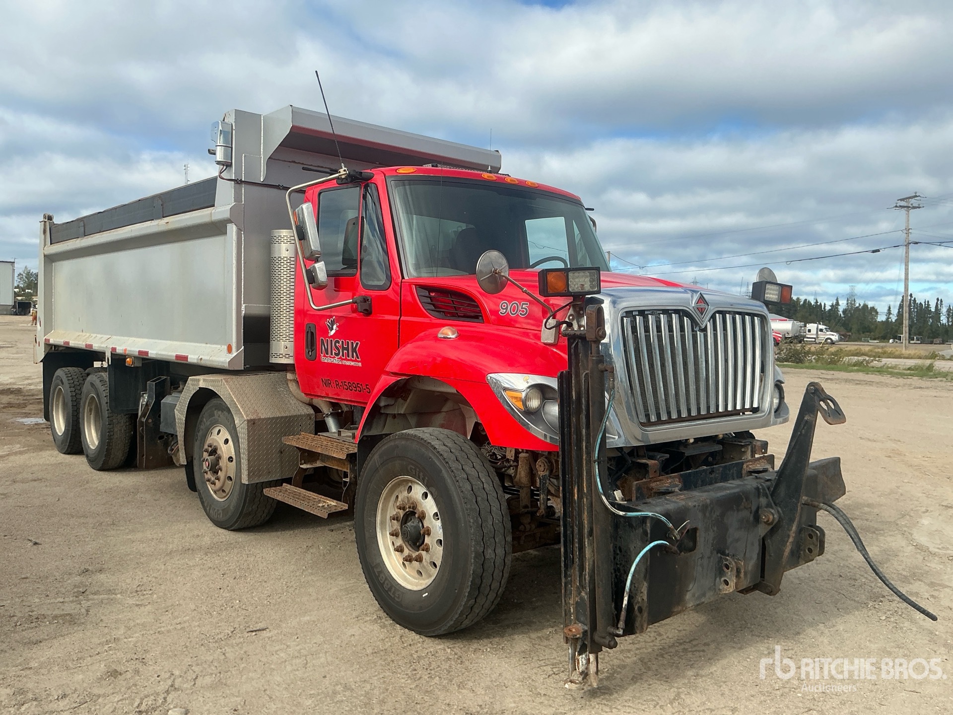 2017 International 7400