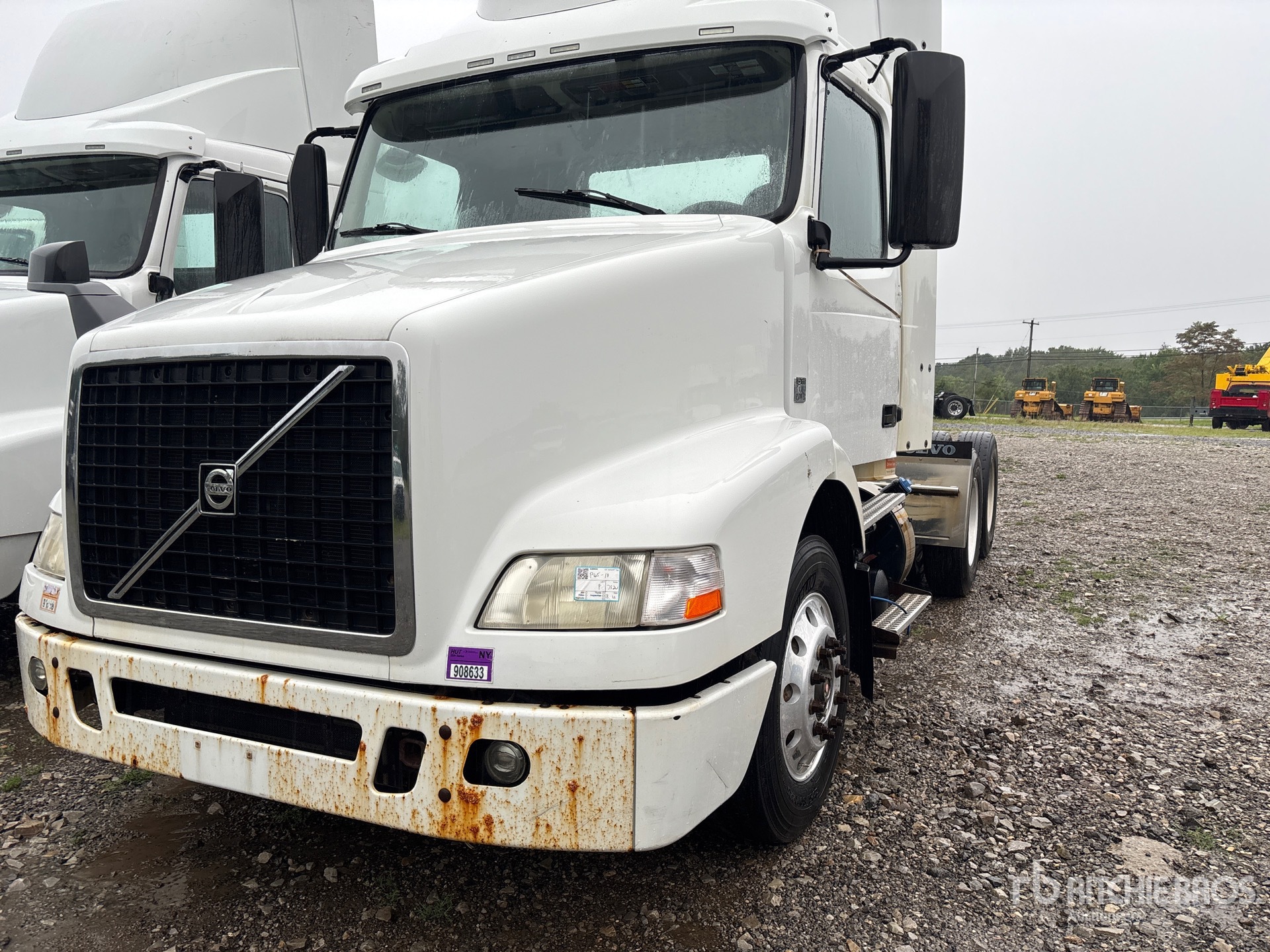 2016 Volvo VNM