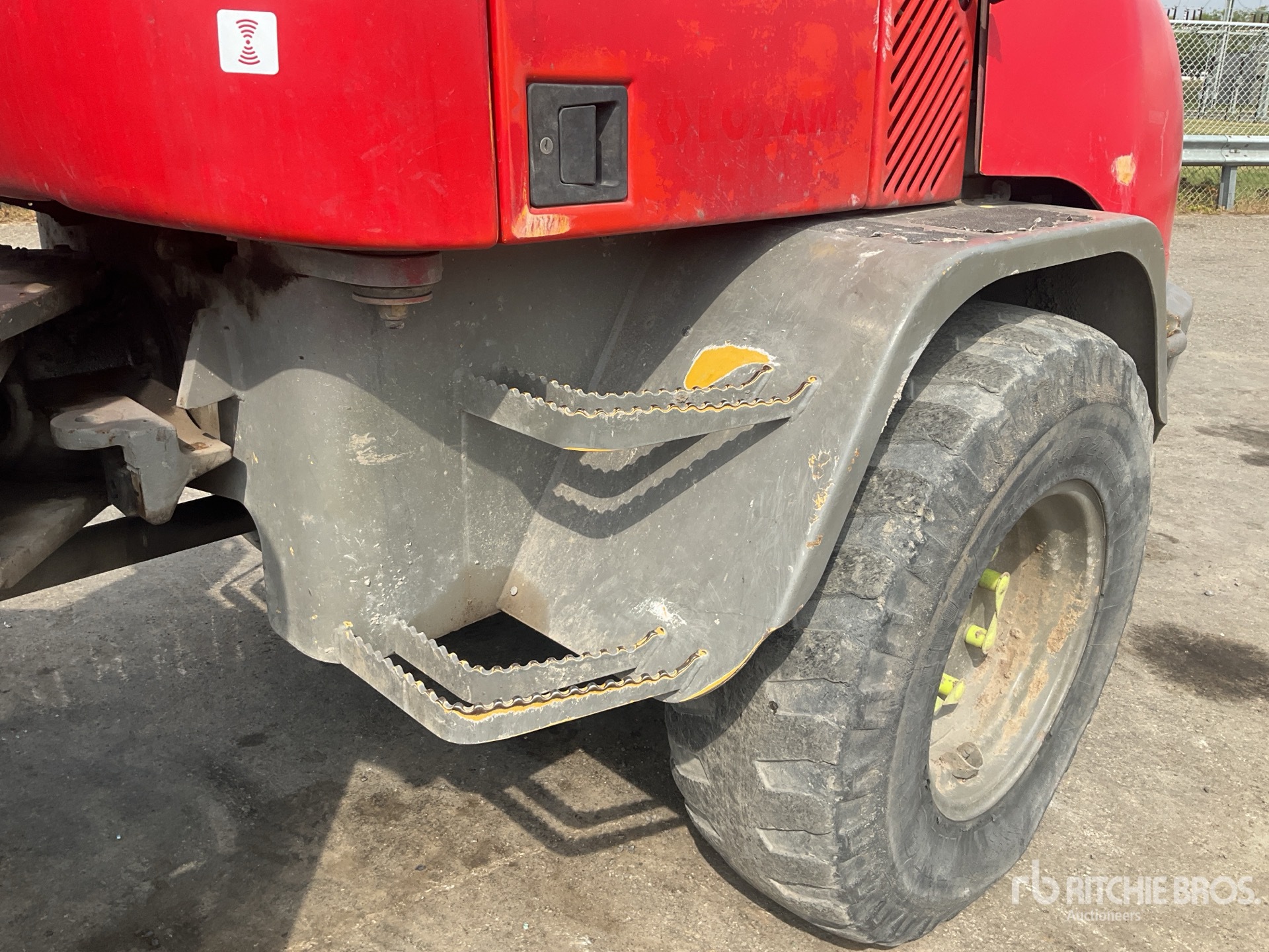 2012 Volvo L30B