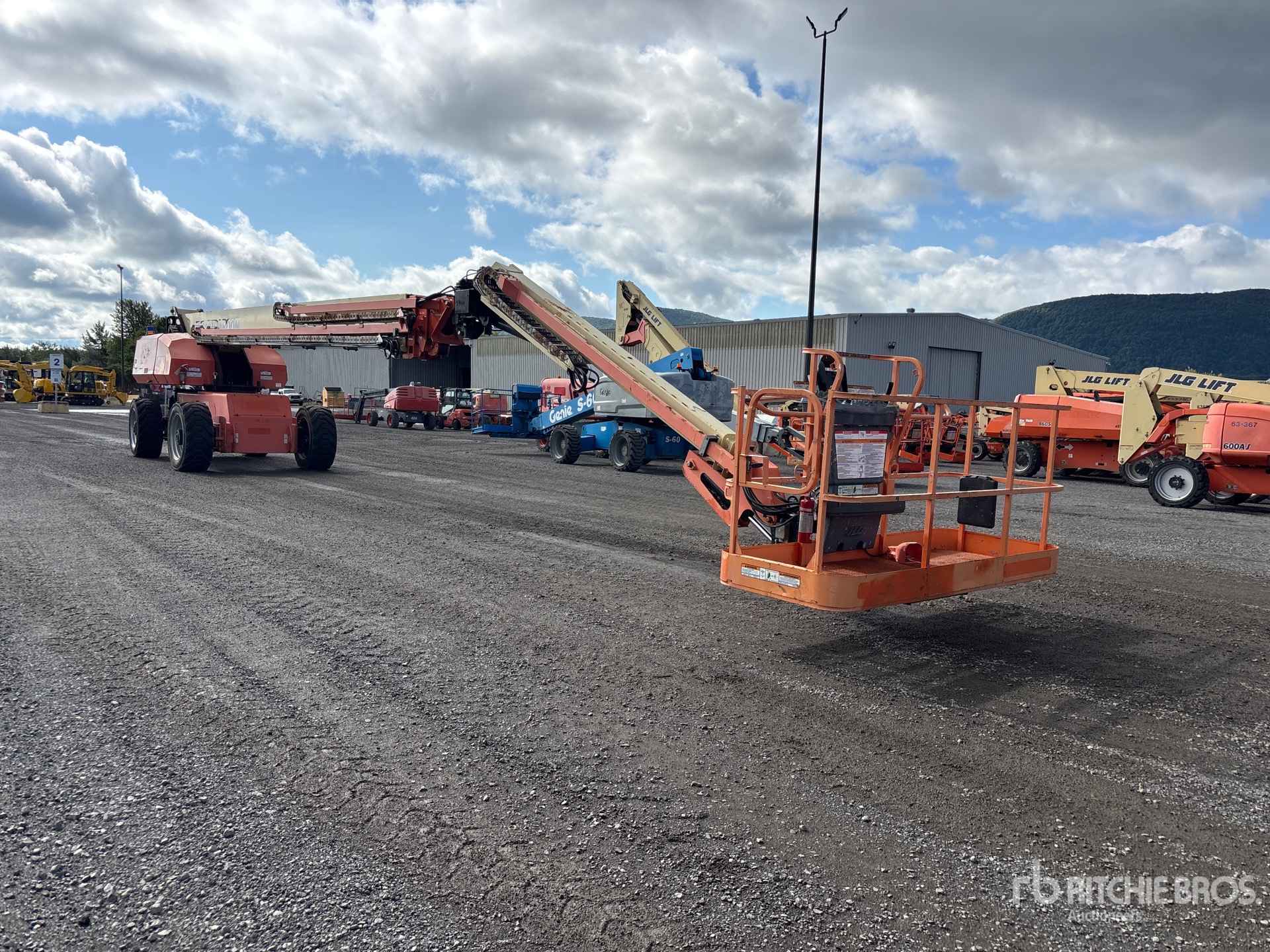 2015 JLG 1500SJ