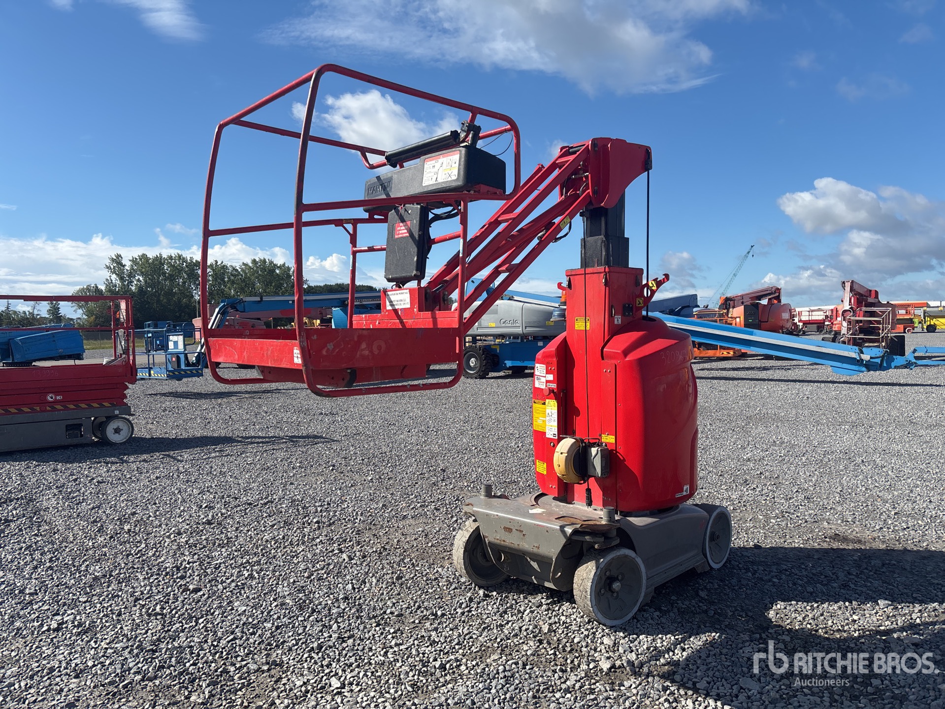2018 Manitou 100VJR