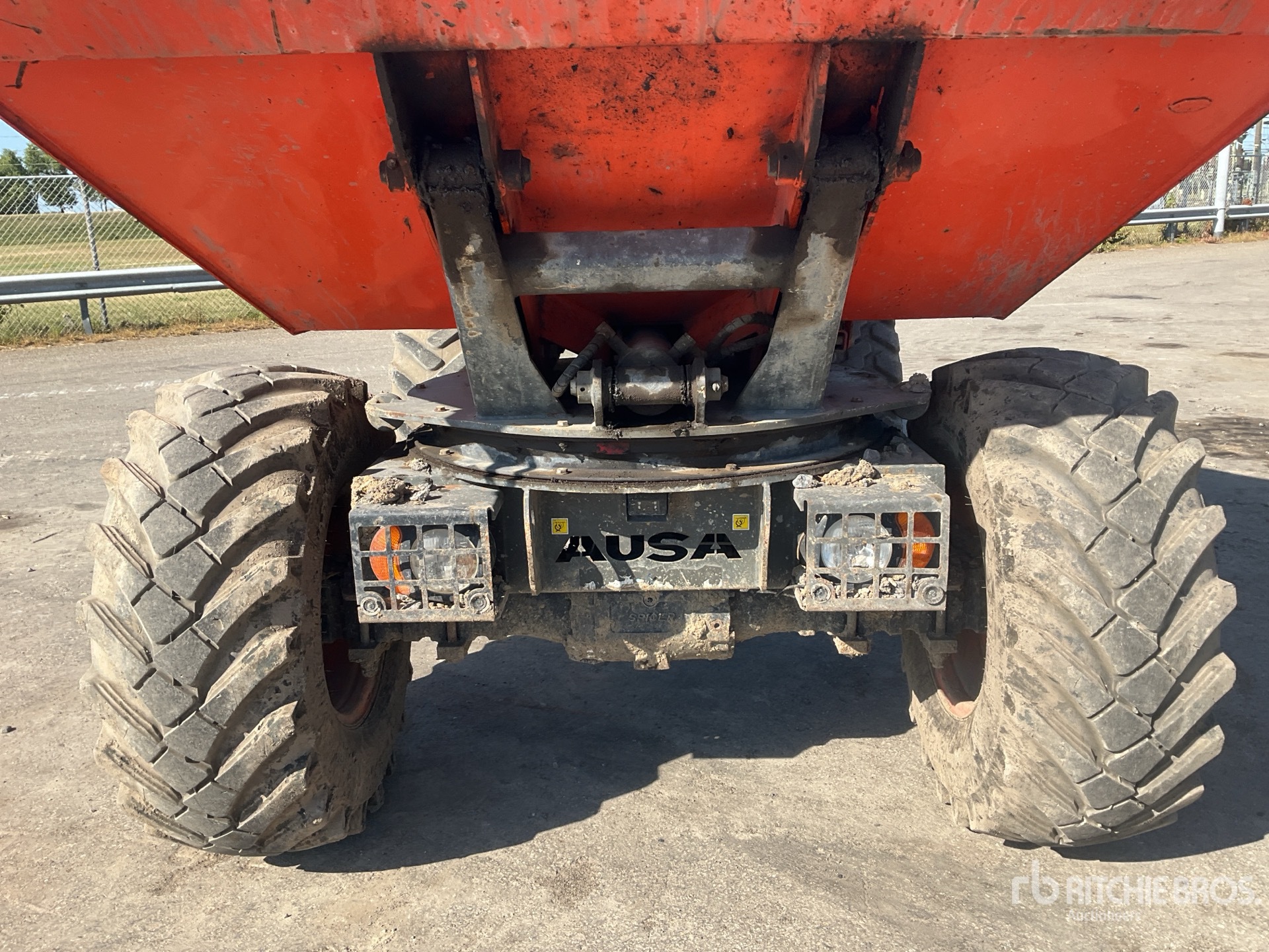 2017 Ausa D600APG