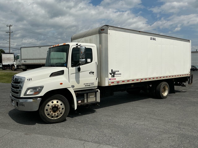 2019 Hino 268 4x2 Van Truck 2019 Hino 268 4x2 Van Truck