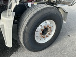 Underbody with Right Steer Tire
