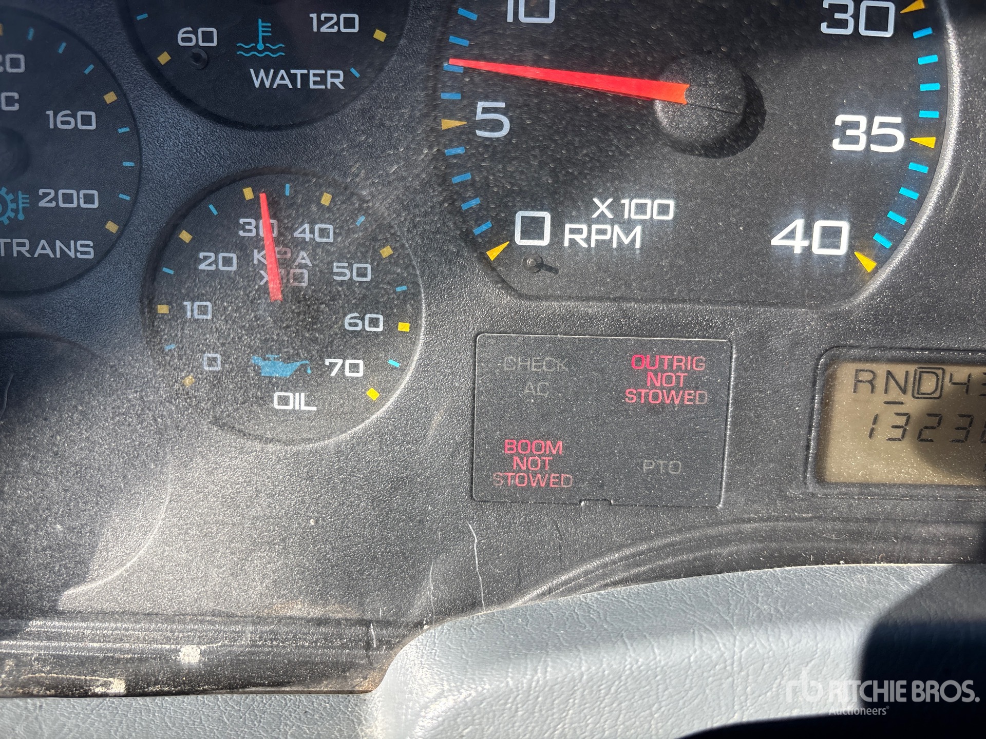2004 International 4400