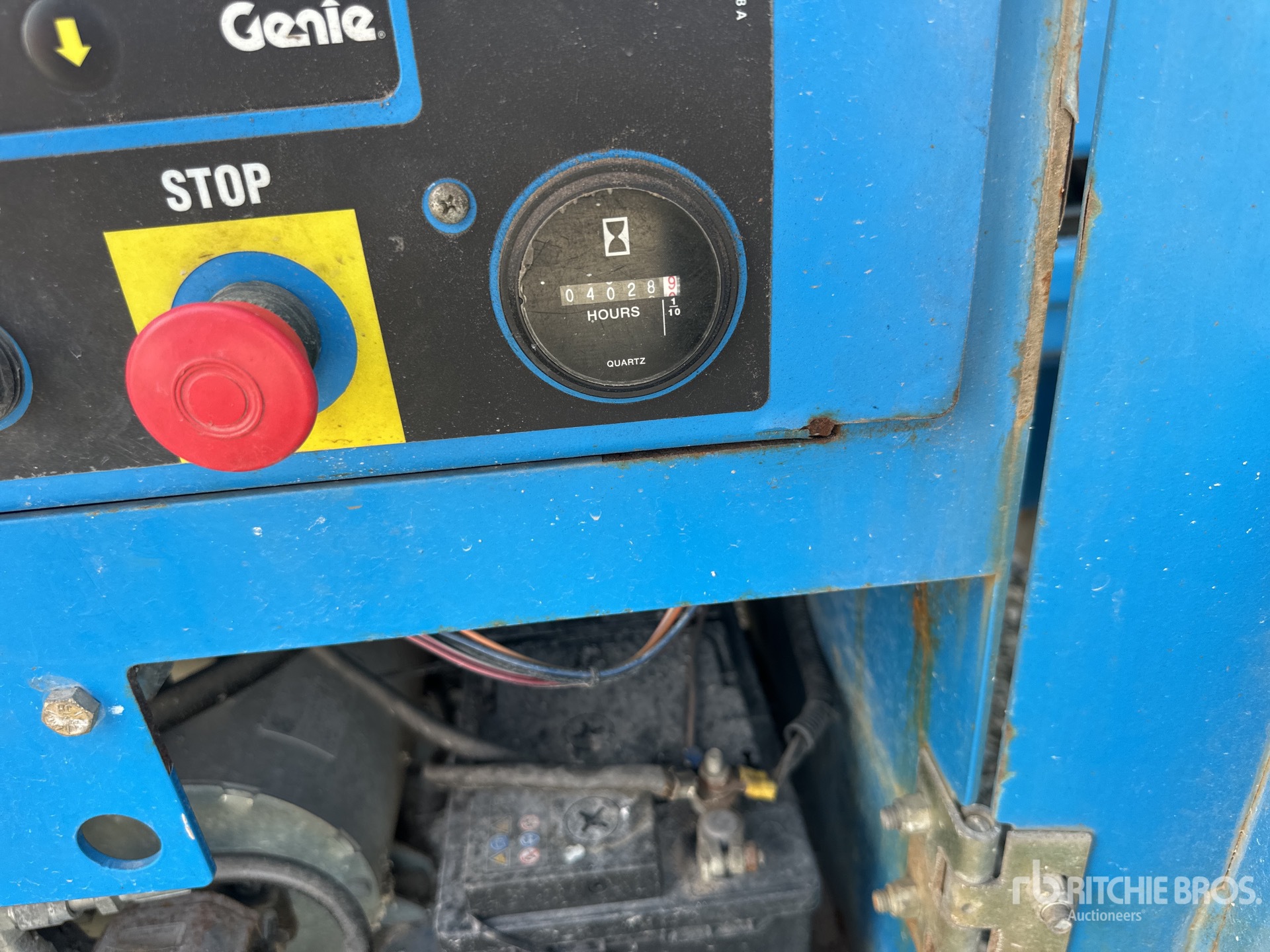 2011 Genie GS-5390