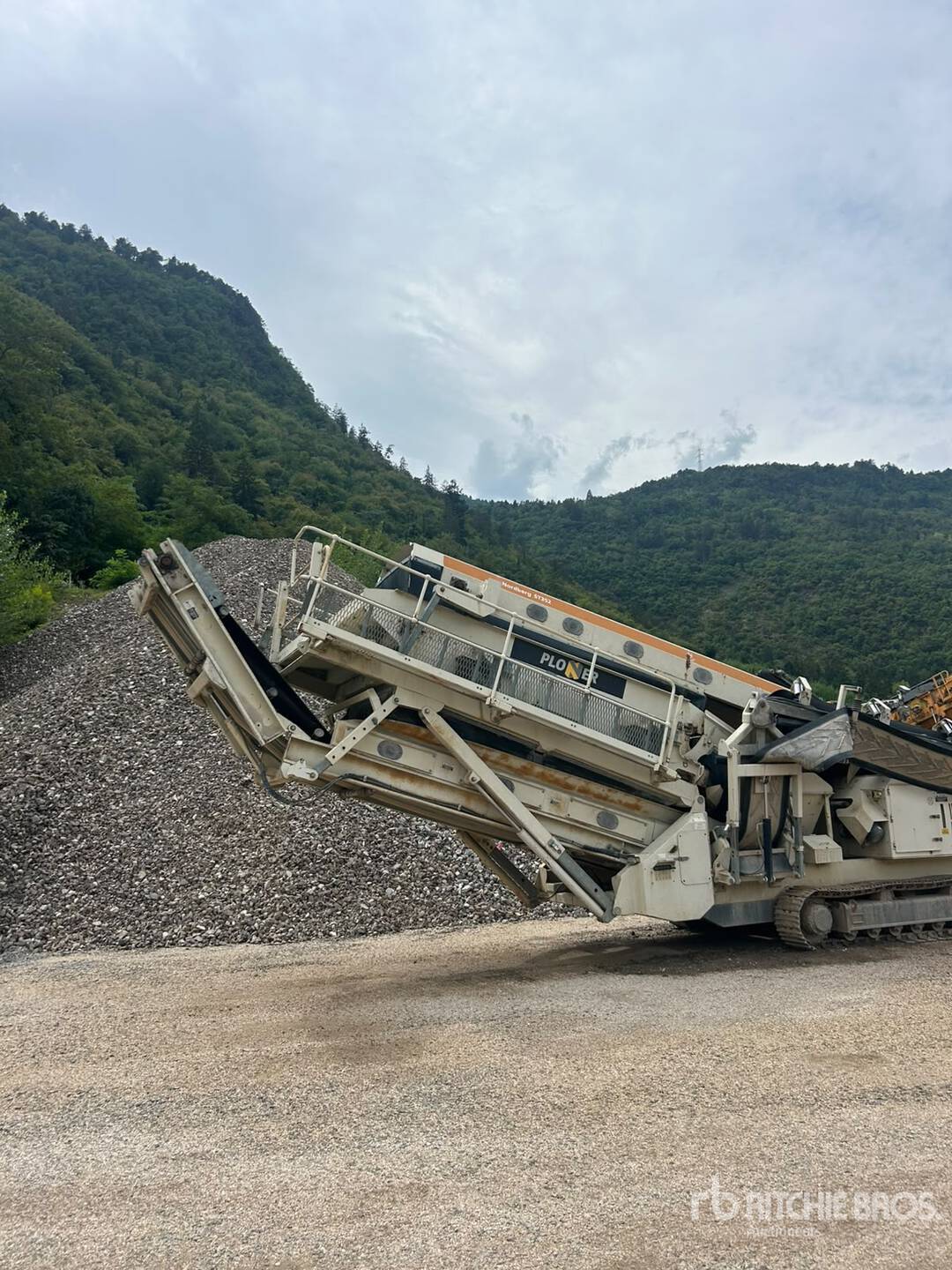 2003 Metso LOKOTRACK ST352